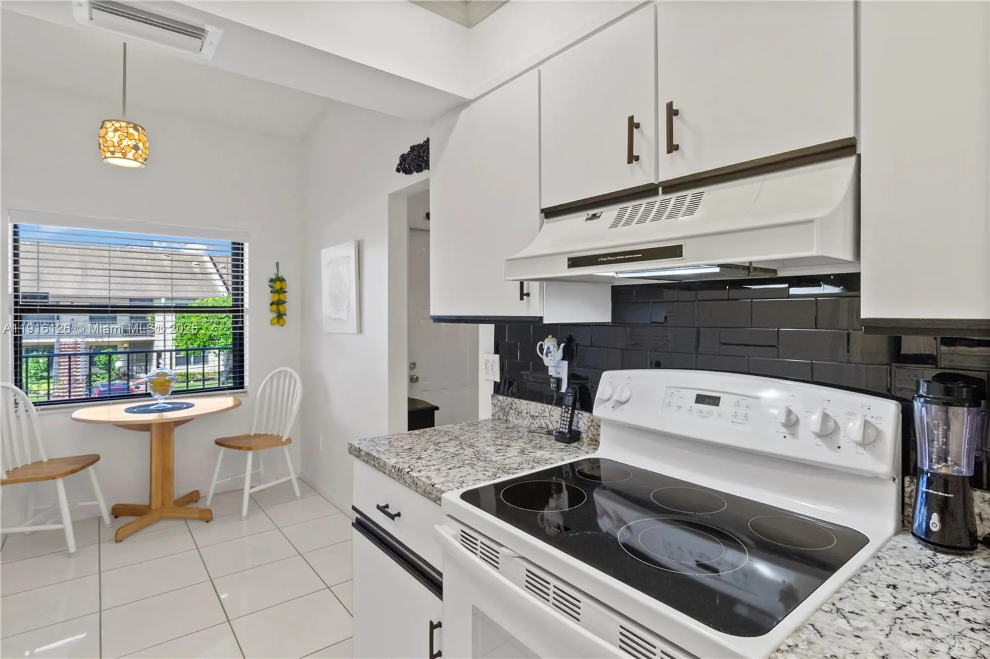 Property Slideshow image 7 of 36 | 7831 willow spring dr apt 525, Lake Worth, FL, 33467