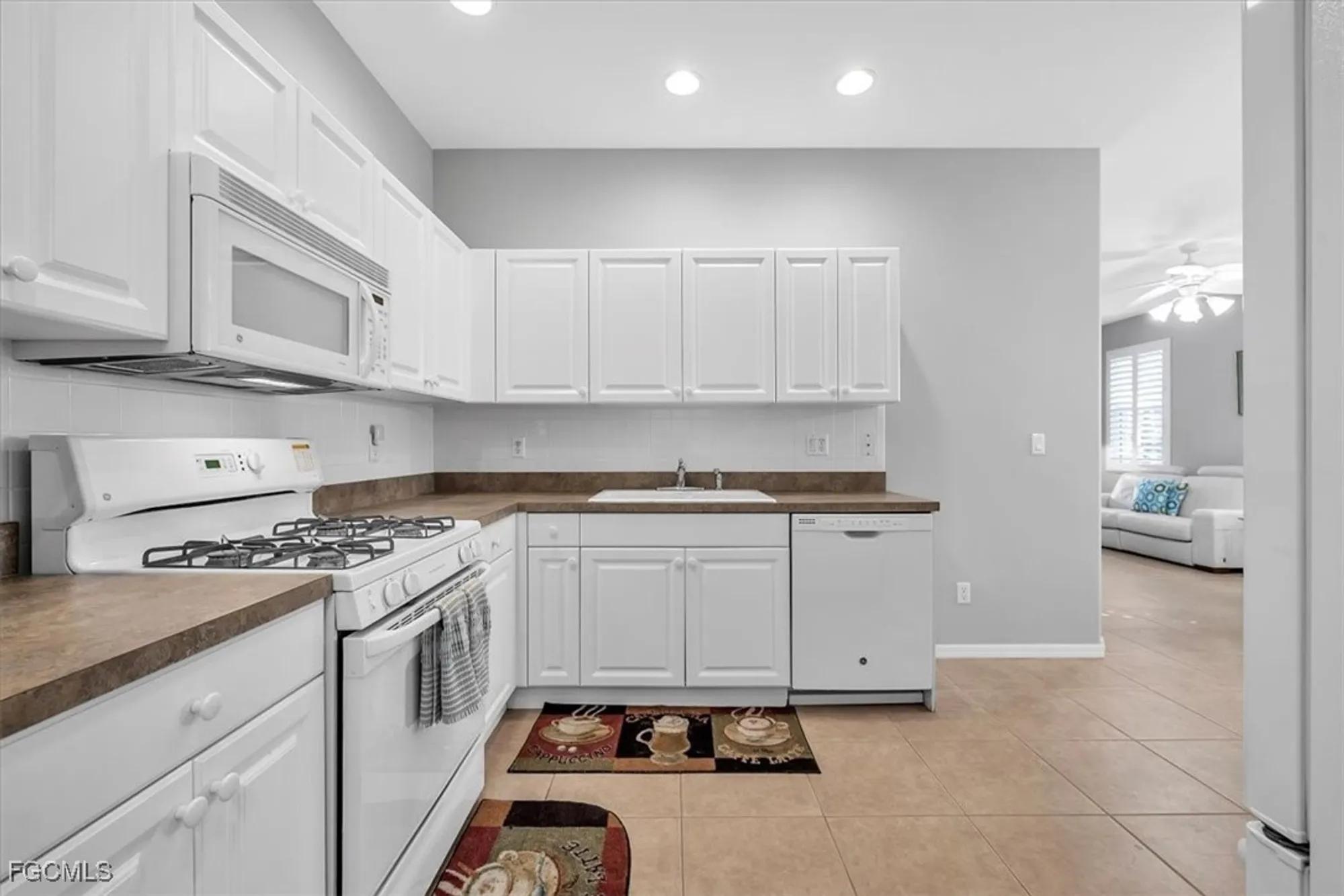 Property Slideshow image 13 of 36 | 10515 diamante way, Fort Myers, FL, 33913