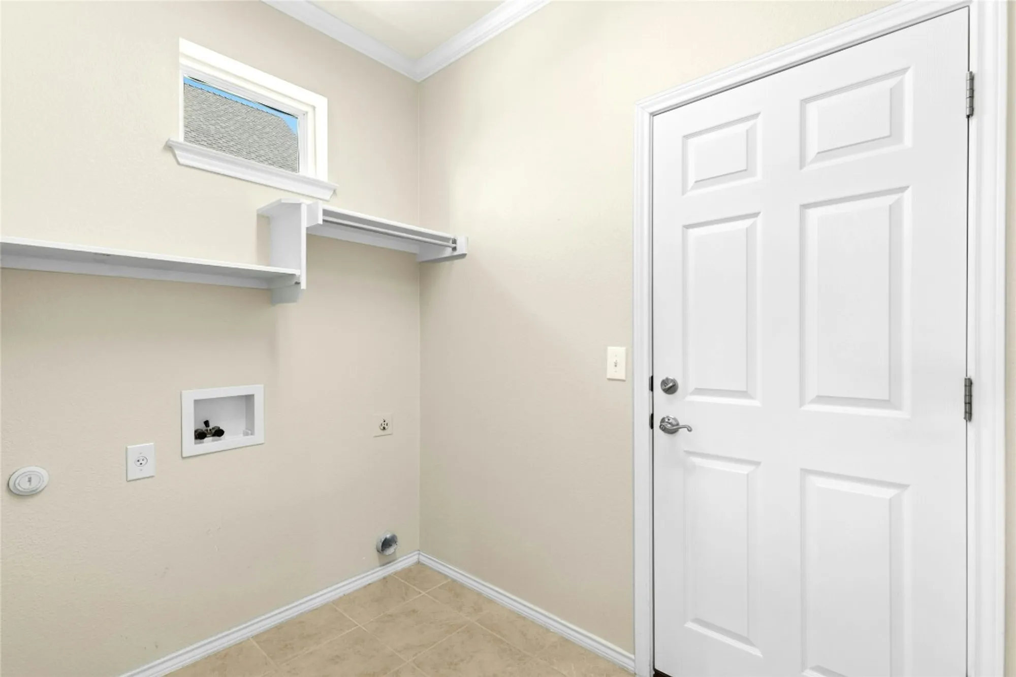 Property Slideshow image 13 of 25 | 215 bonham loop, Georgetown, TX, 78633