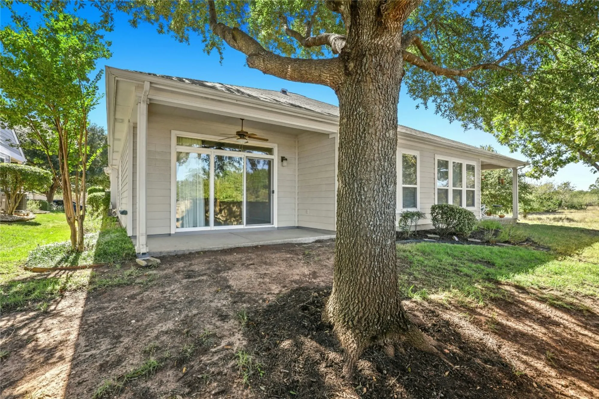 Property Slideshow image 24 of 25 | 215 bonham loop, Georgetown, TX, 78633