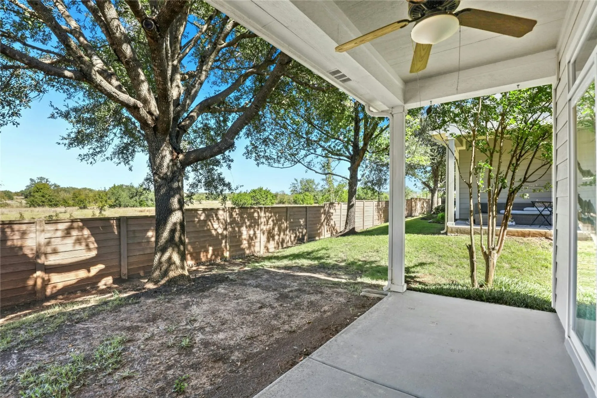 Property Slideshow image 23 of 25 | 215 bonham loop, Georgetown, TX, 78633