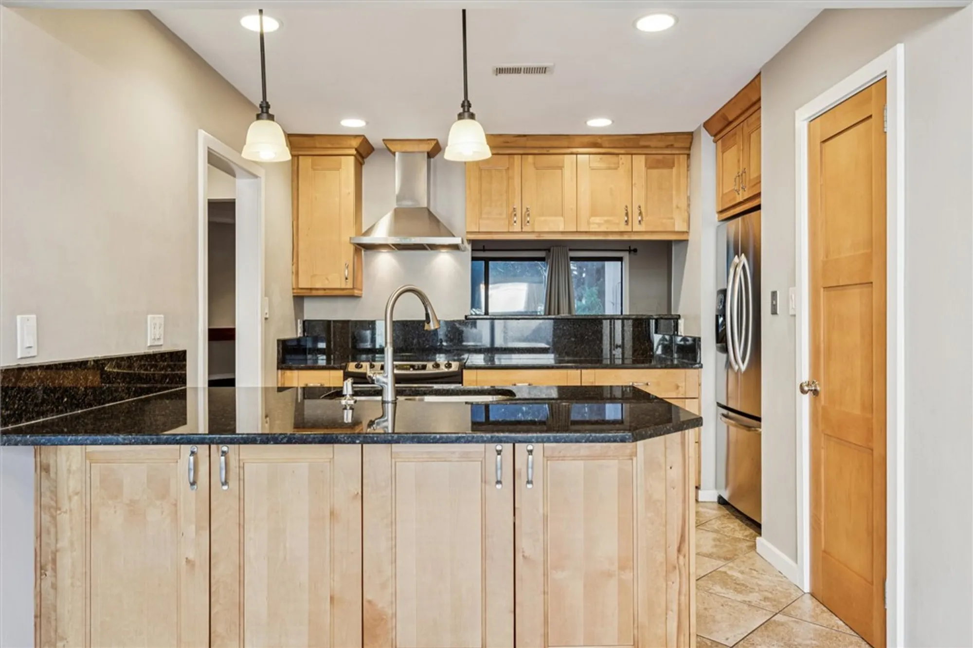 Property Slideshow image 12 of 50 | 110 harrops gln, Williamsburg, VA, 23185