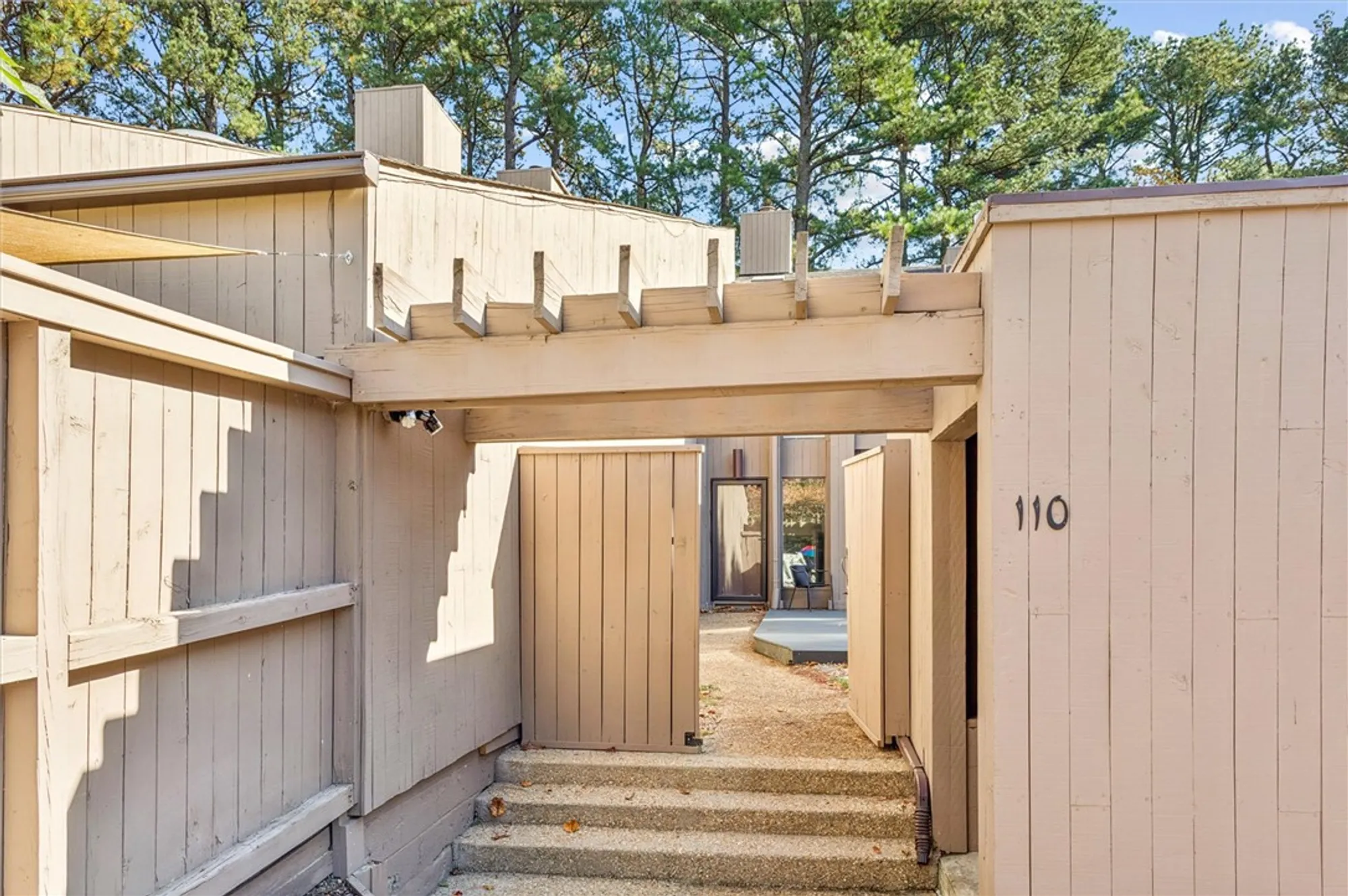 Property Slideshow image 47 of 50 | 110 harrops gln, Williamsburg, VA, 23185