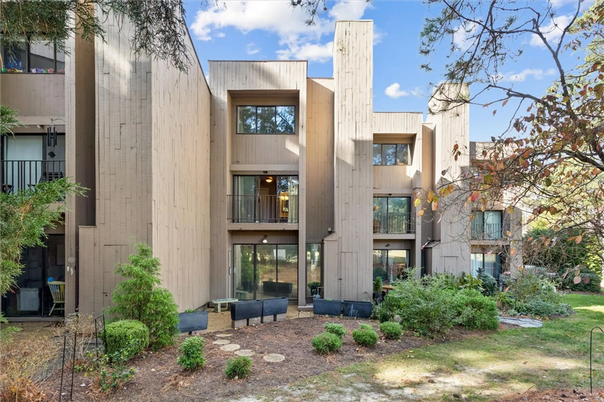 Property Slideshow image 42 of 50 | 110 harrops gln, Williamsburg, VA, 23185