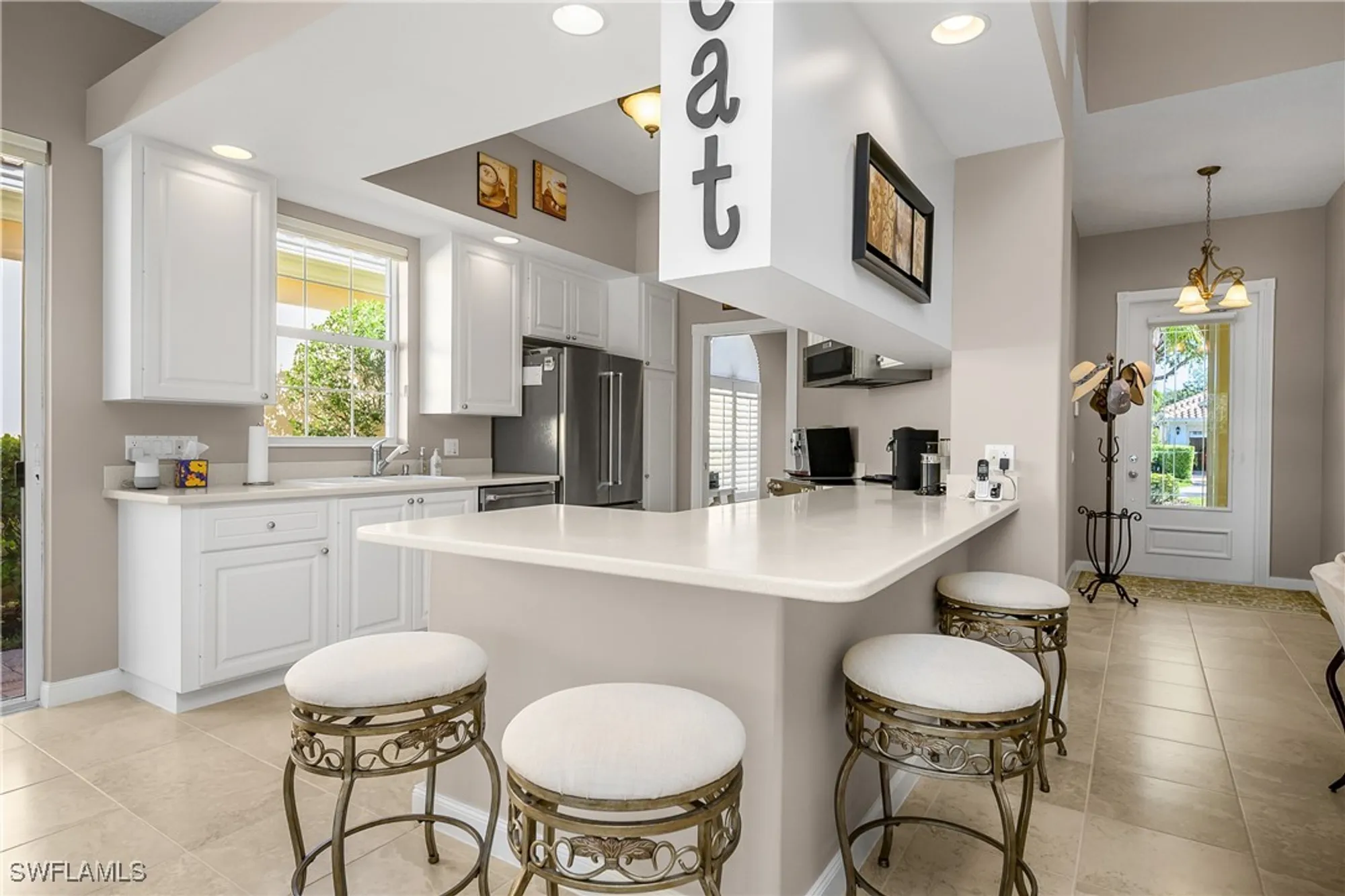 Property Slideshow image 17 of 50 | 28728 wahoo dr, Bonita Springs, FL, 34135