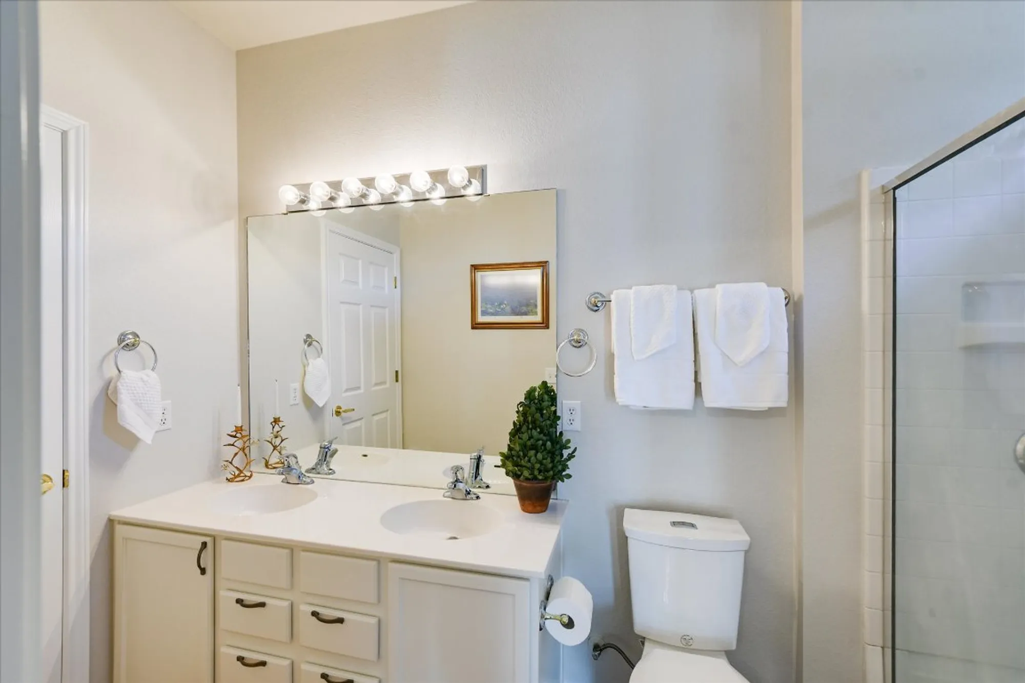 Property Slideshow image 11 of 15 | 116 bowie cir, Georgetown, TX, 78633