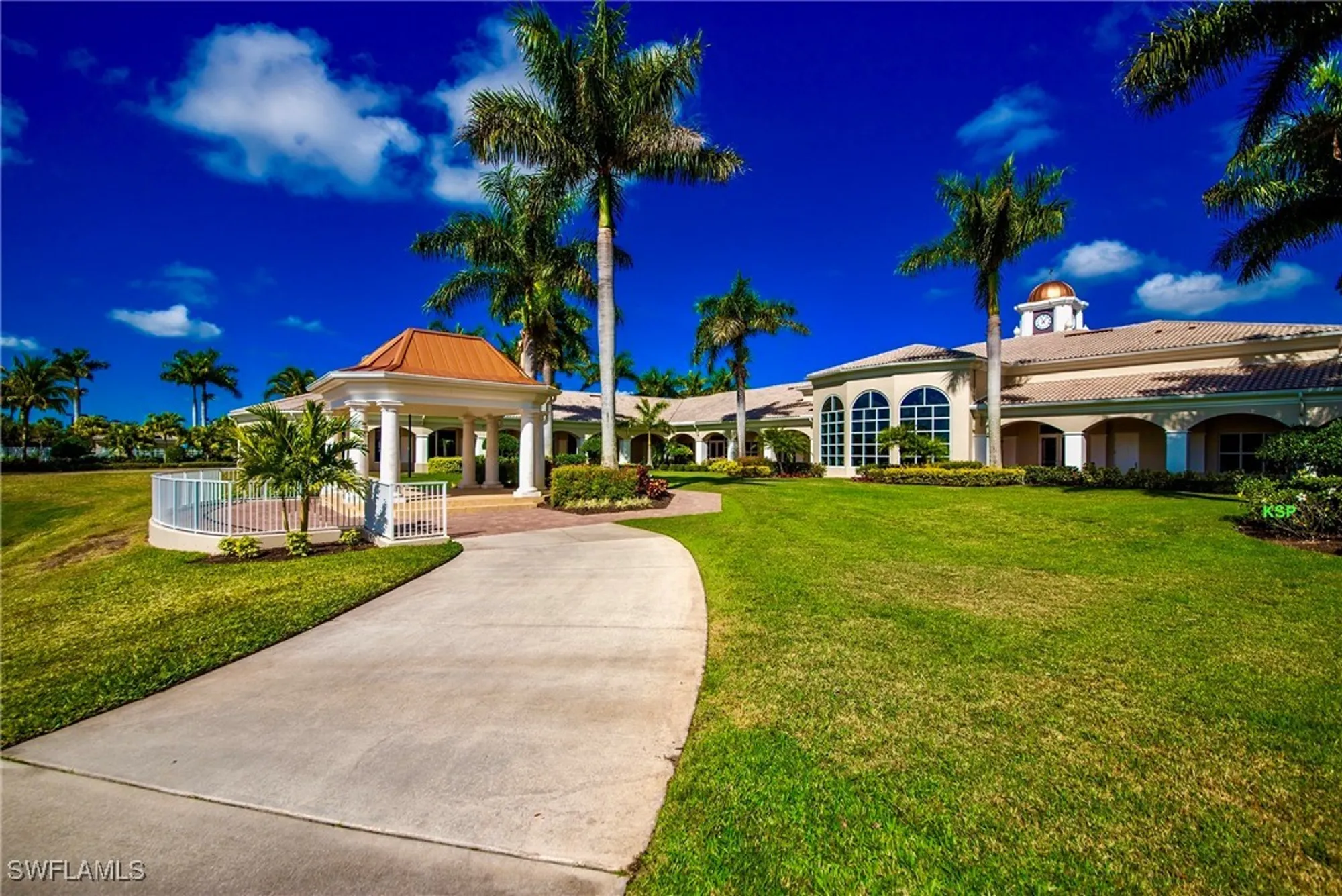 Property Slideshow image 26 of 47 | 15578 latitude dr, Bonita Springs, FL, 34135