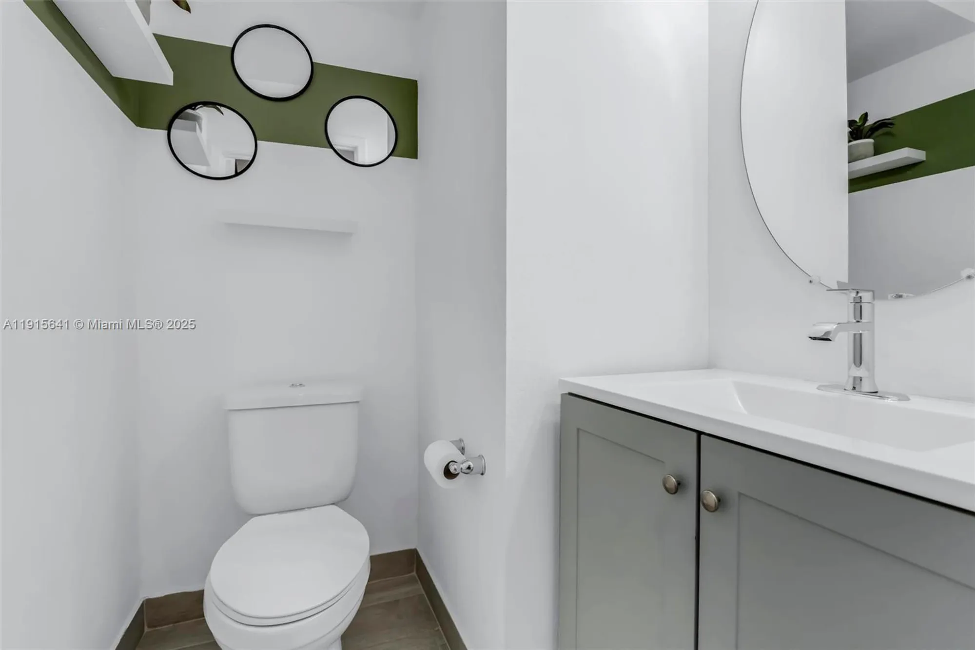 Property Slideshow image 15 of 48 | 4923 nw 48th ave, Tamarac, FL, 33319