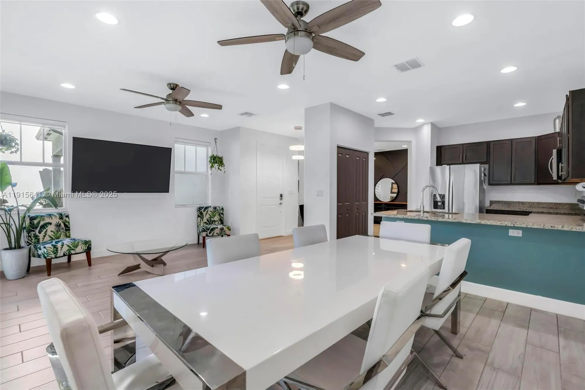 Property Slideshow image 1 of 48 | 4923 nw 48th ave, Tamarac, FL, 33319