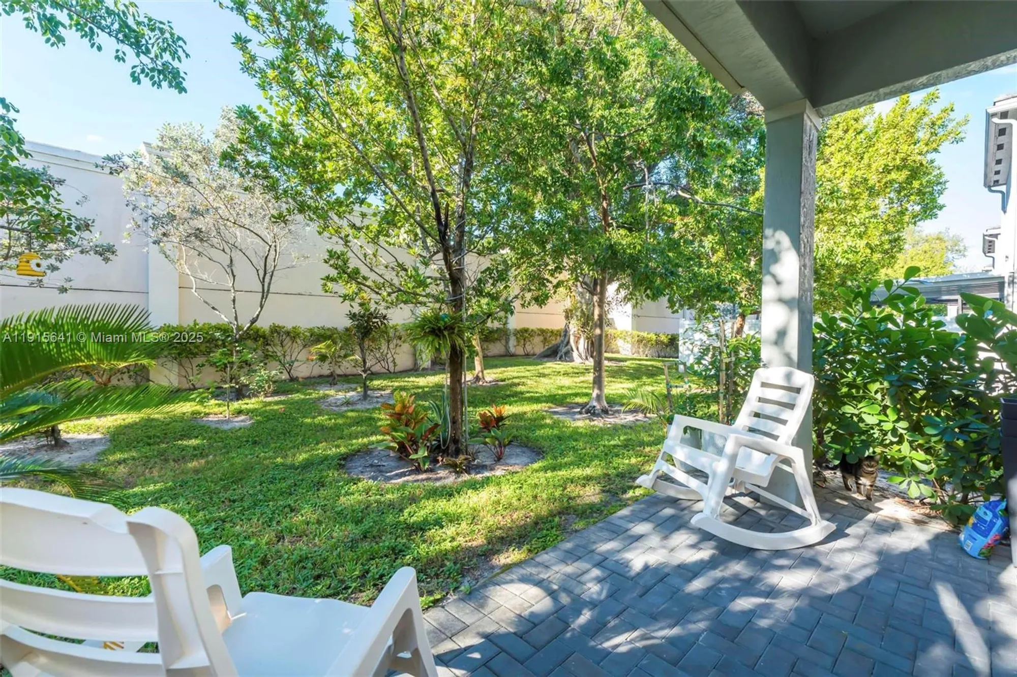Property Slideshow image 29 of 48 | 4923 nw 48th ave, Tamarac, FL, 33319