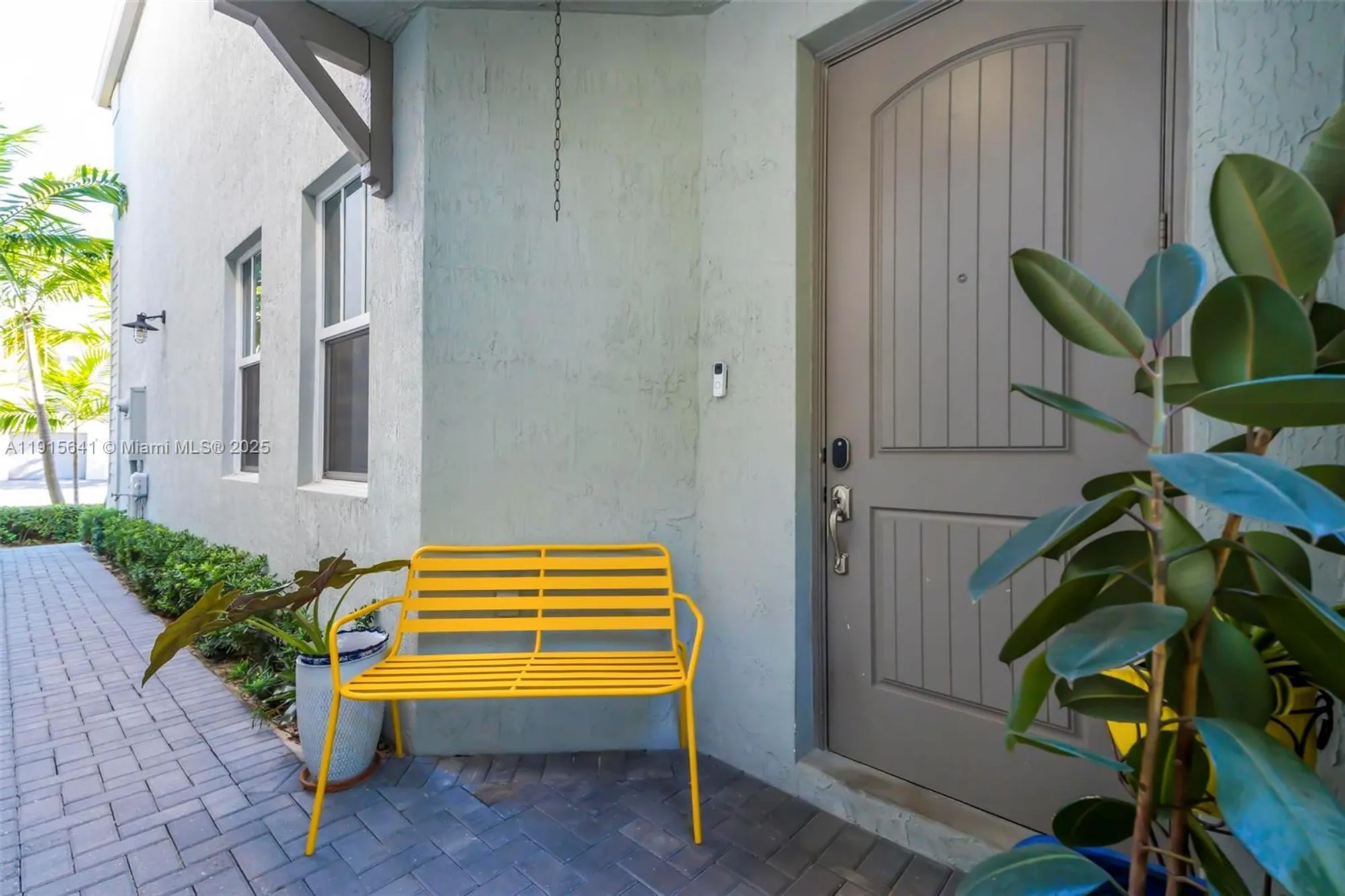 Property Slideshow image 39 of 48 | 4923 nw 48th ave, Tamarac, FL, 33319