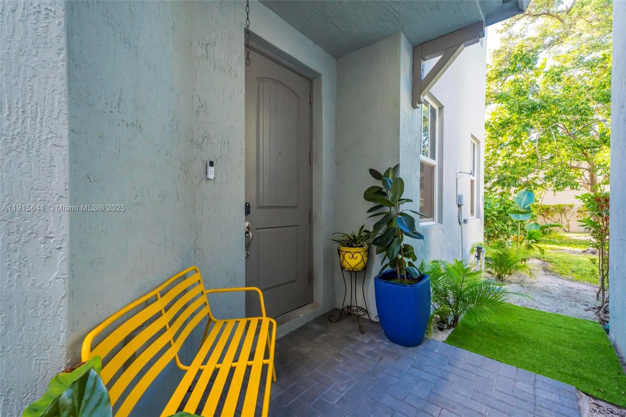 Property Slideshow image 40 of 48 | 4923 nw 48th ave, Tamarac, FL, 33319