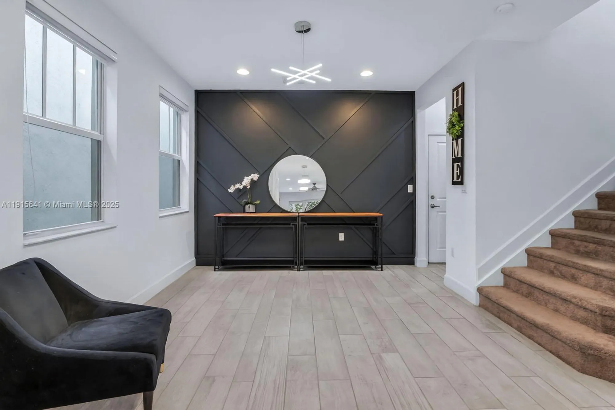 Property Slideshow image 9 of 48 | 4923 nw 48th ave, Tamarac, FL, 33319