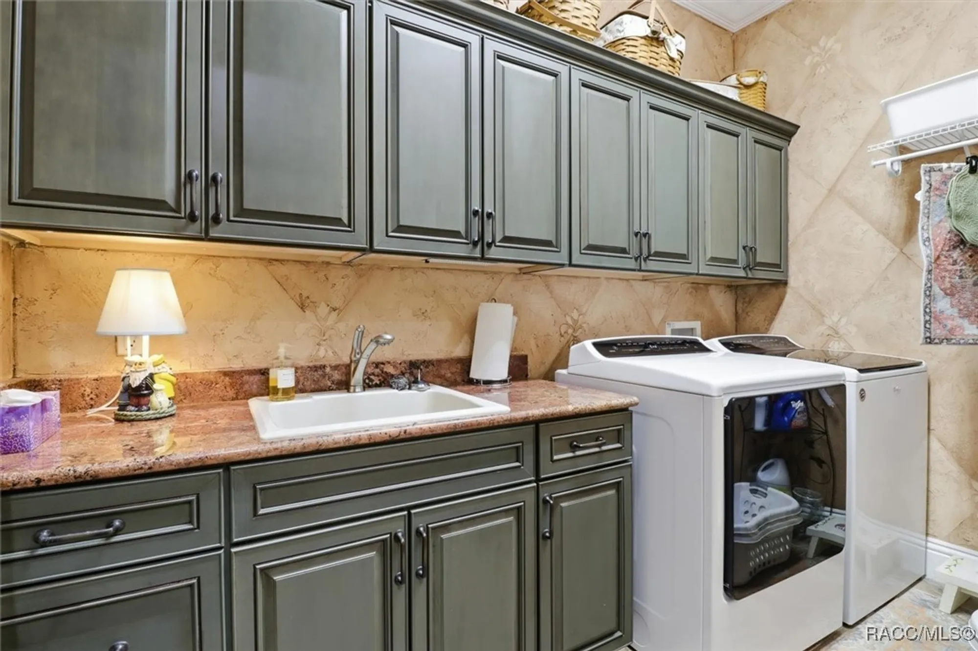 Property Slideshow image 47 of 88 | 1404 n ridge meadow path, Hernando, FL, 34442