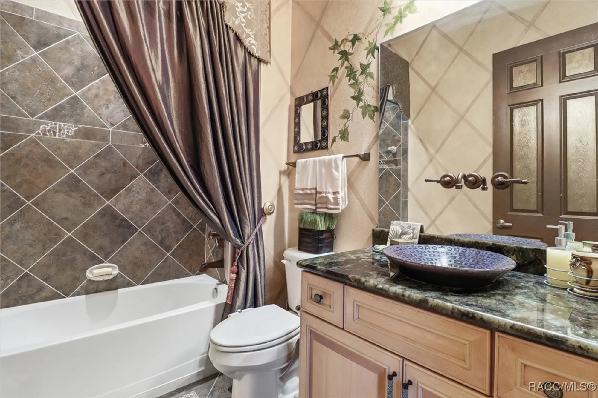 Property Slideshow image 41 of 88 | 1404 n ridge meadow path, Hernando, FL, 34442