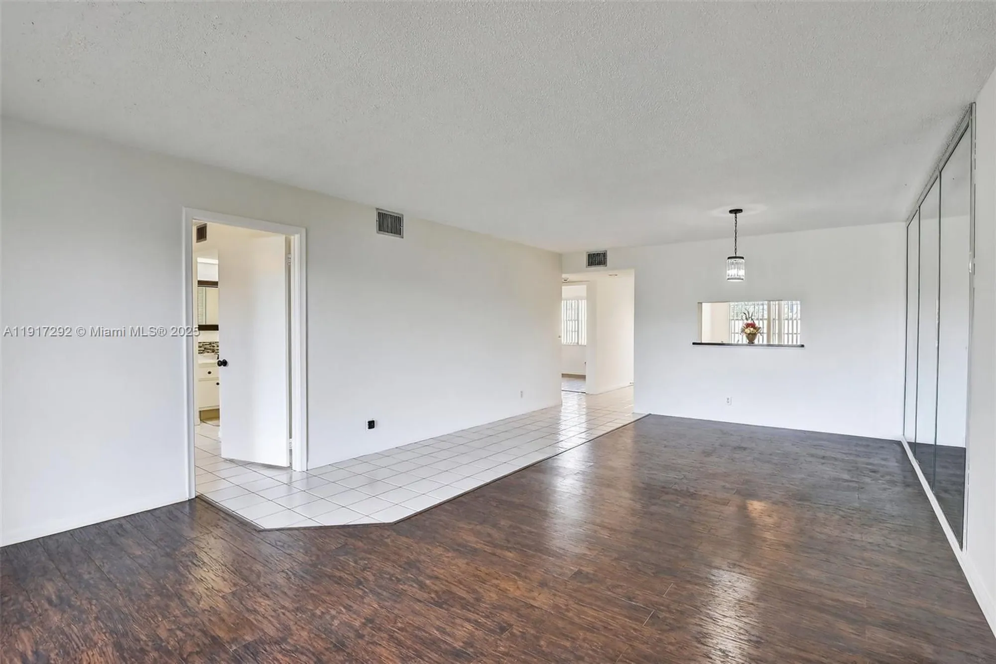 Property Slideshow image 14 of 33 | 701 sw 128th ave apt 310f, Pembroke Pines, FL, 33027