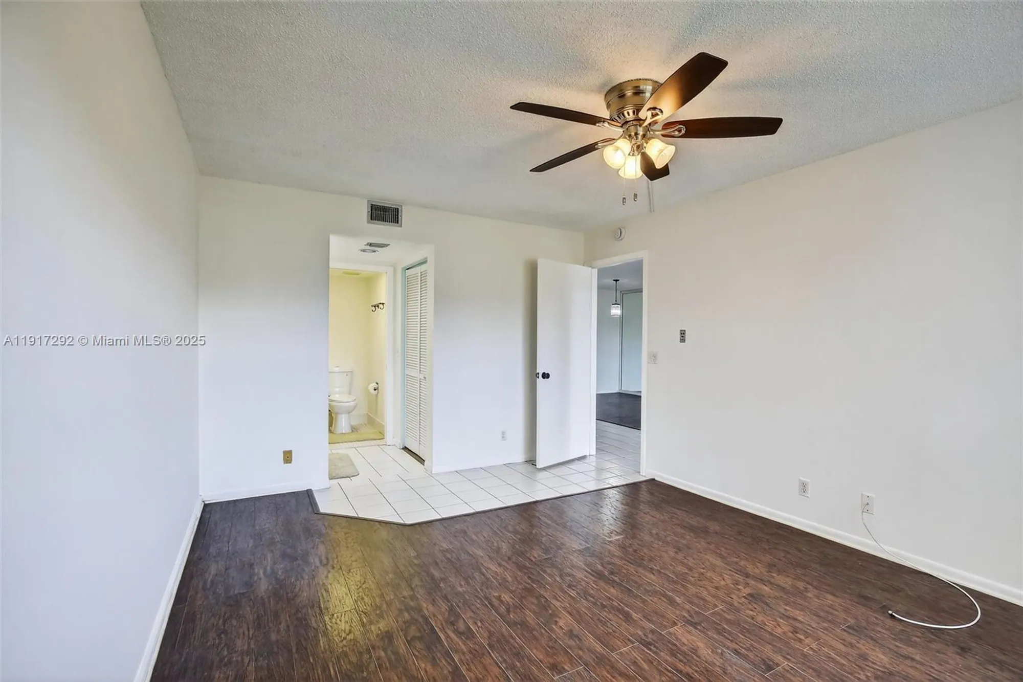 Property Slideshow image 17 of 33 | 701 sw 128th ave apt 310f, Pembroke Pines, FL, 33027