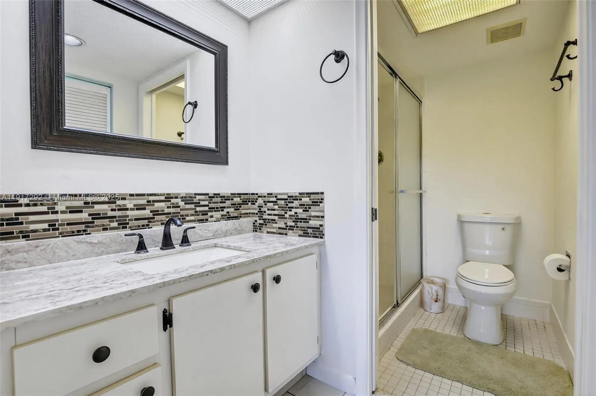 Property Slideshow image 19 of 33 | 701 sw 128th ave apt 310f, Pembroke Pines, FL, 33027
