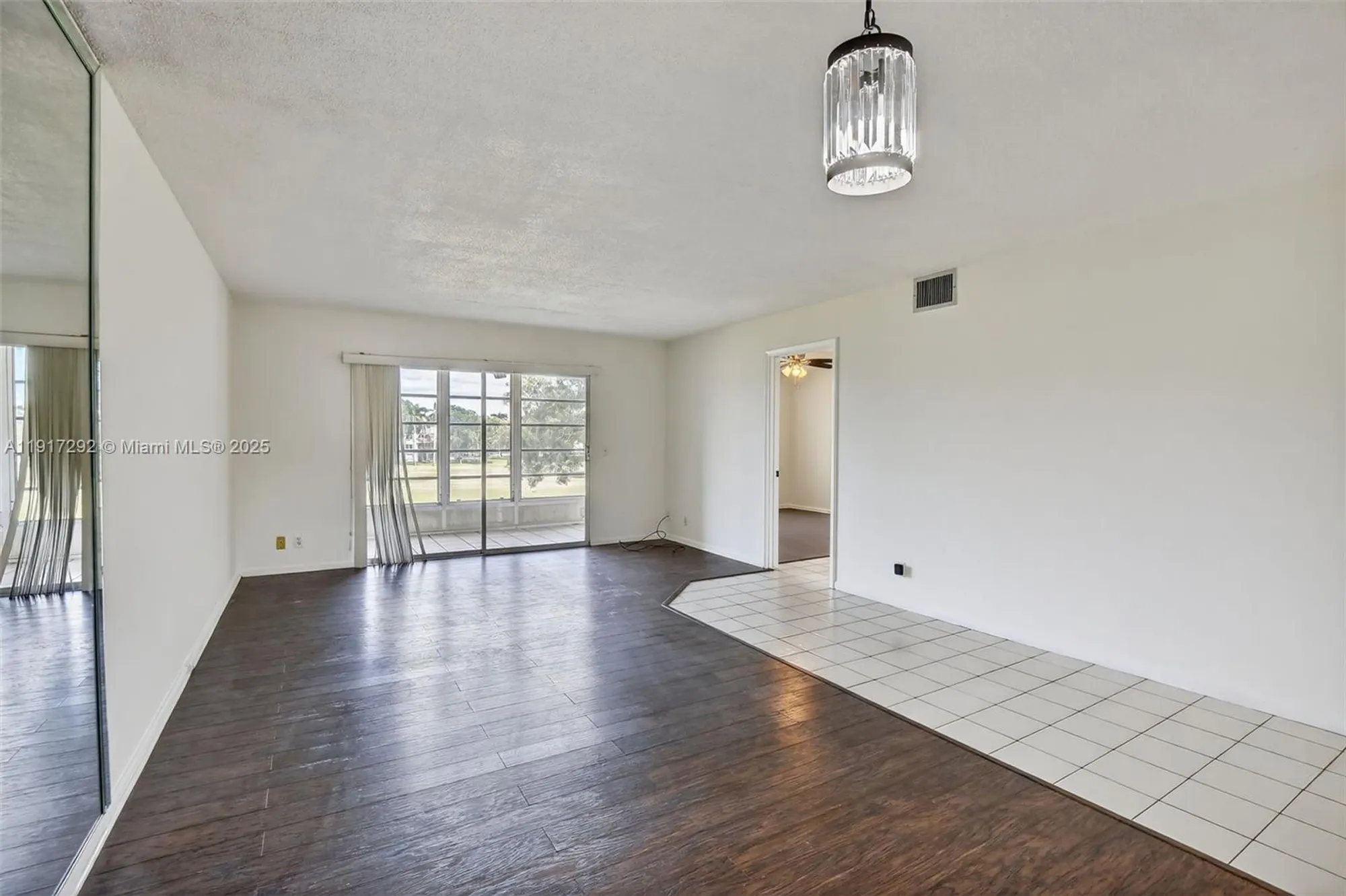 Property Slideshow image 11 of 33 | 701 sw 128th ave apt 310f, Pembroke Pines, FL, 33027