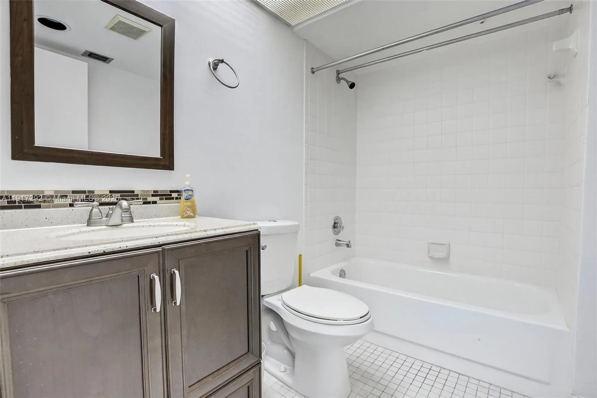 Property Slideshow image 24 of 33 | 701 sw 128th ave apt 310f, Pembroke Pines, FL, 33027