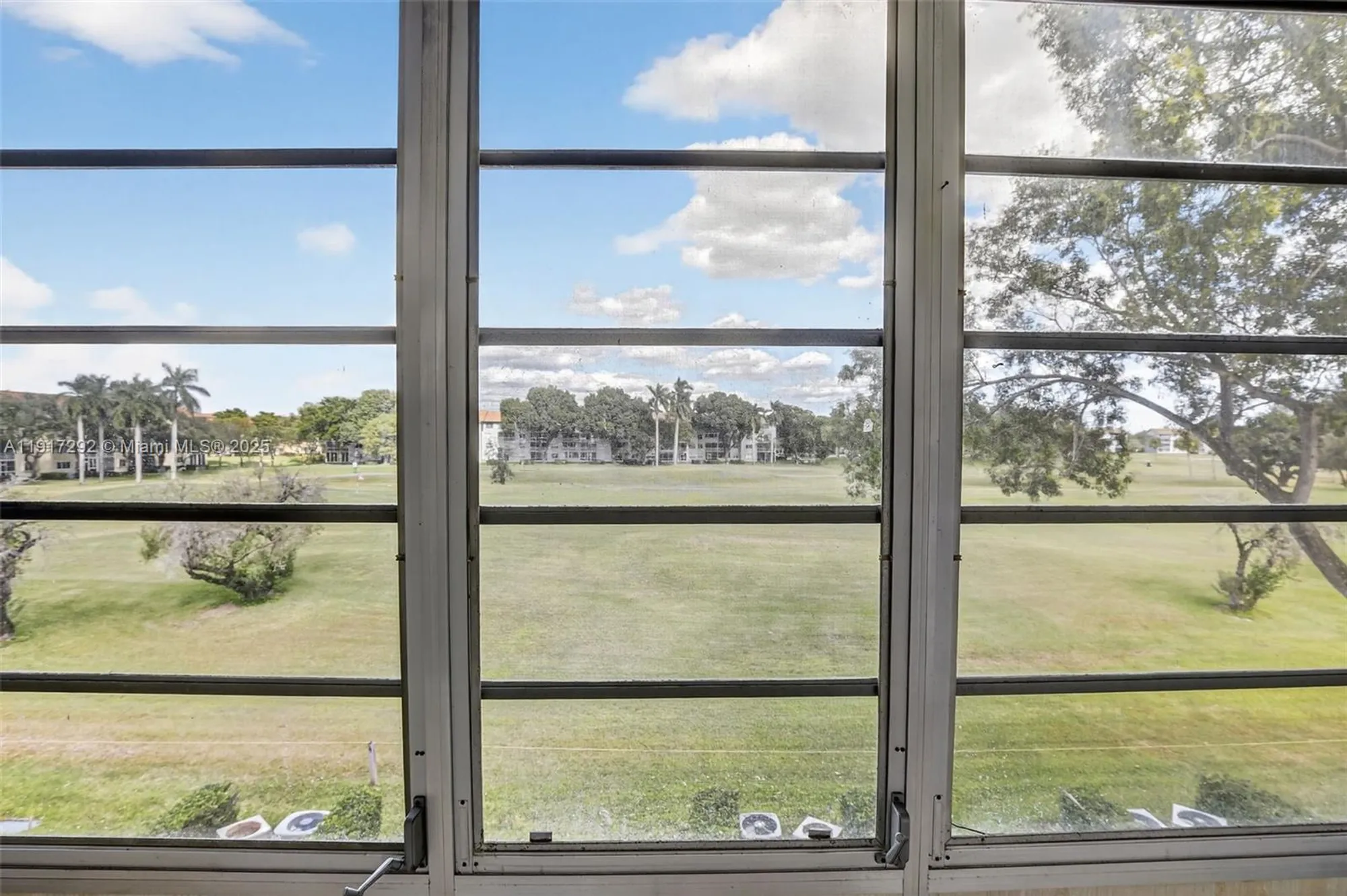 Property Slideshow image 27 of 33 | 701 sw 128th ave apt 310f, Pembroke Pines, FL, 33027