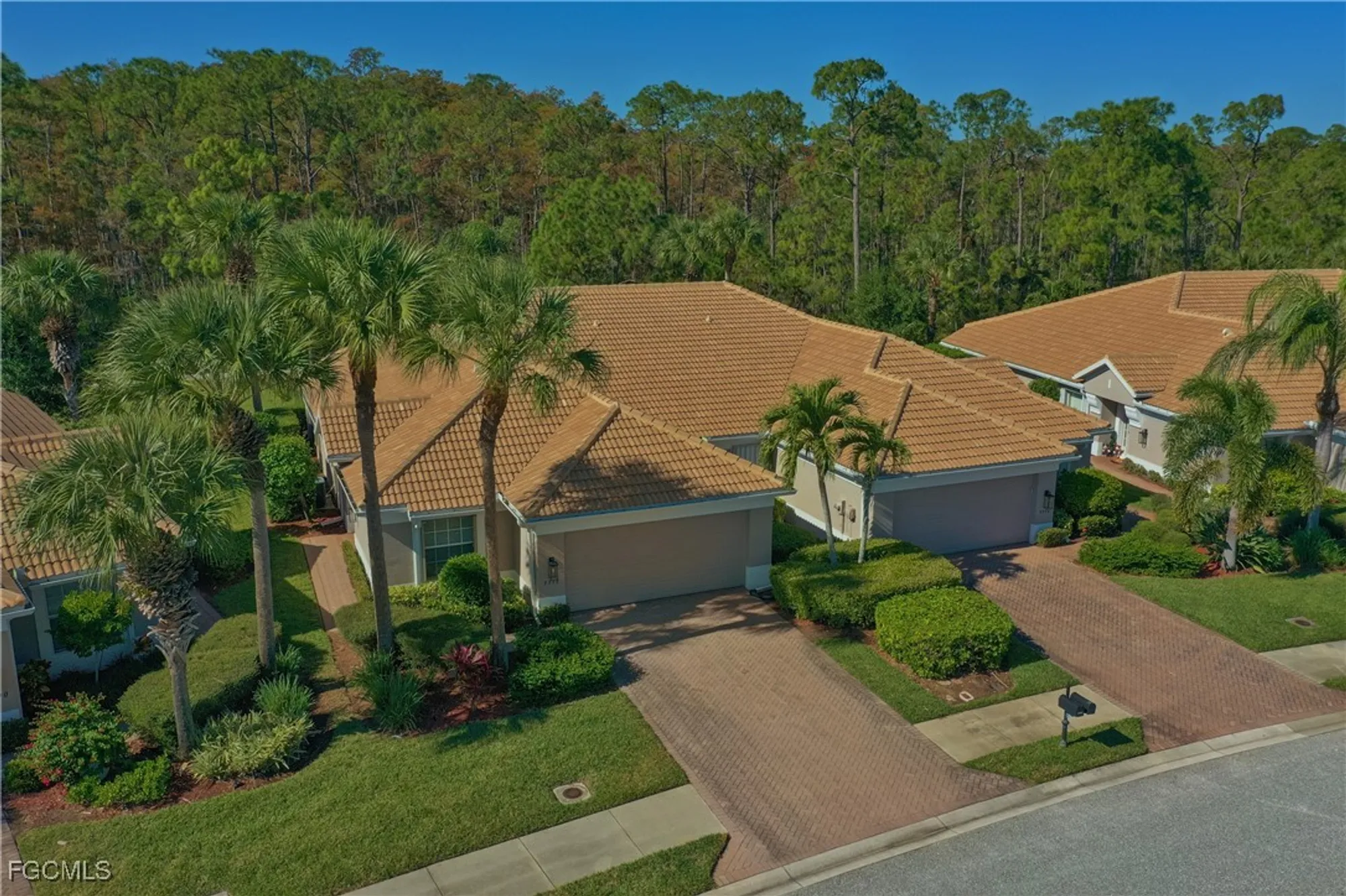 Property Slideshow image 2 of 26 | 9998 horse creek rd, Fort Myers, FL, 33913