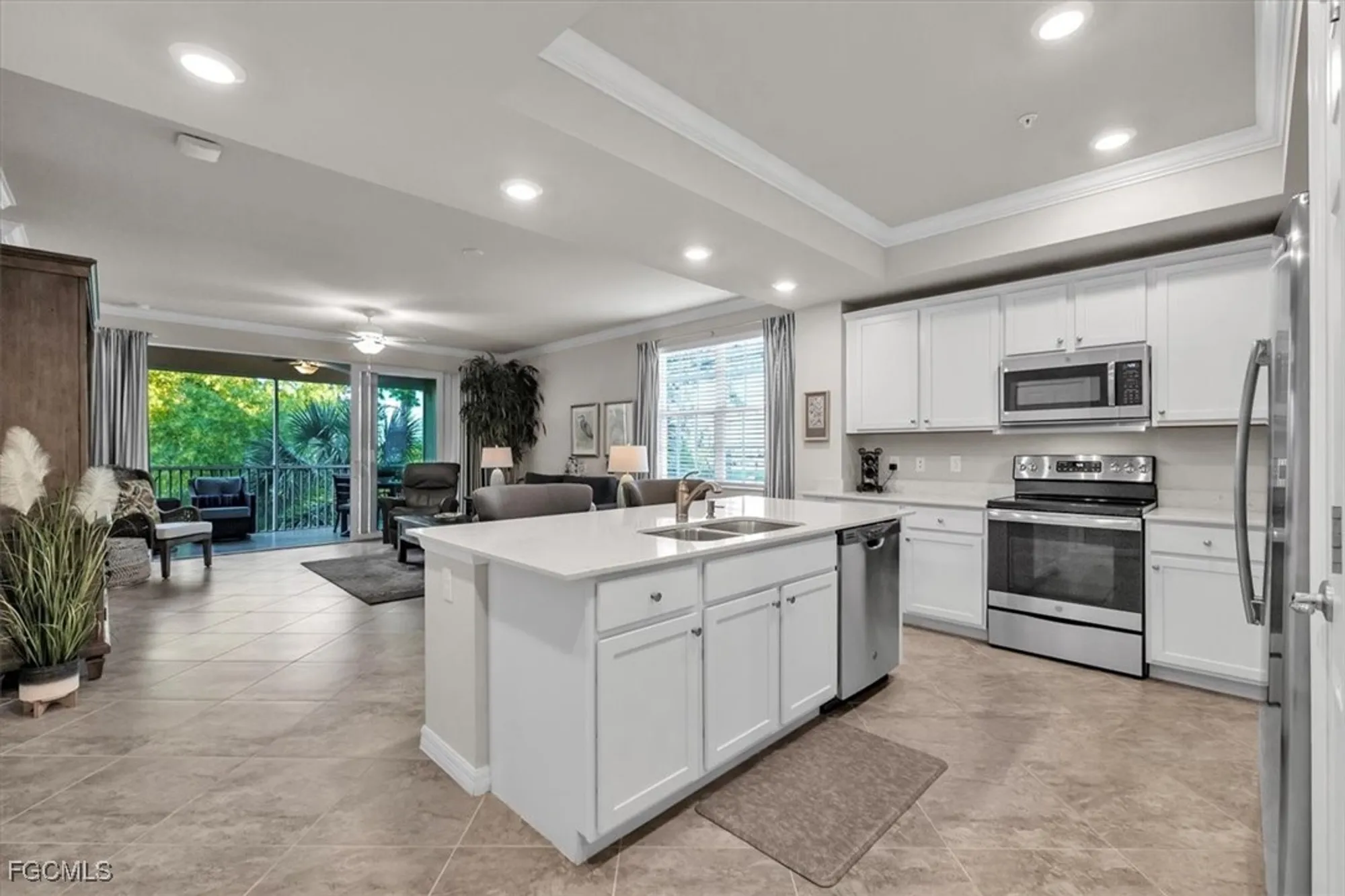 Property Slideshow image 5 of 44 | 10700 palazzo way 206, Fort Myers, FL, 33913