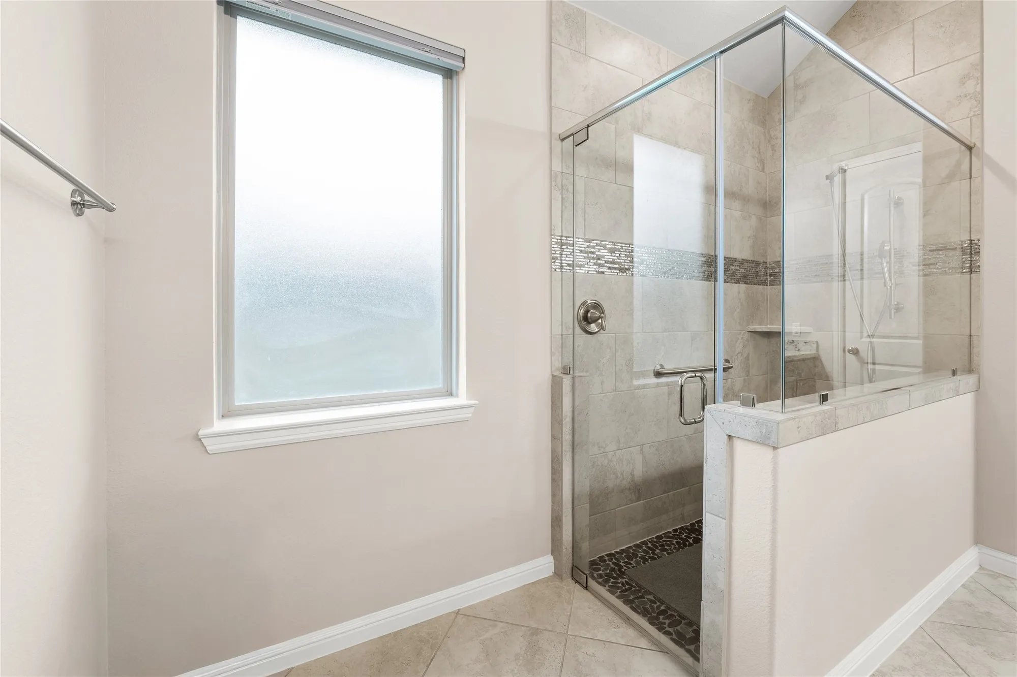 Property Slideshow image 18 of 34 | 120 crinium lily ct, Montgomery, TX, 77316