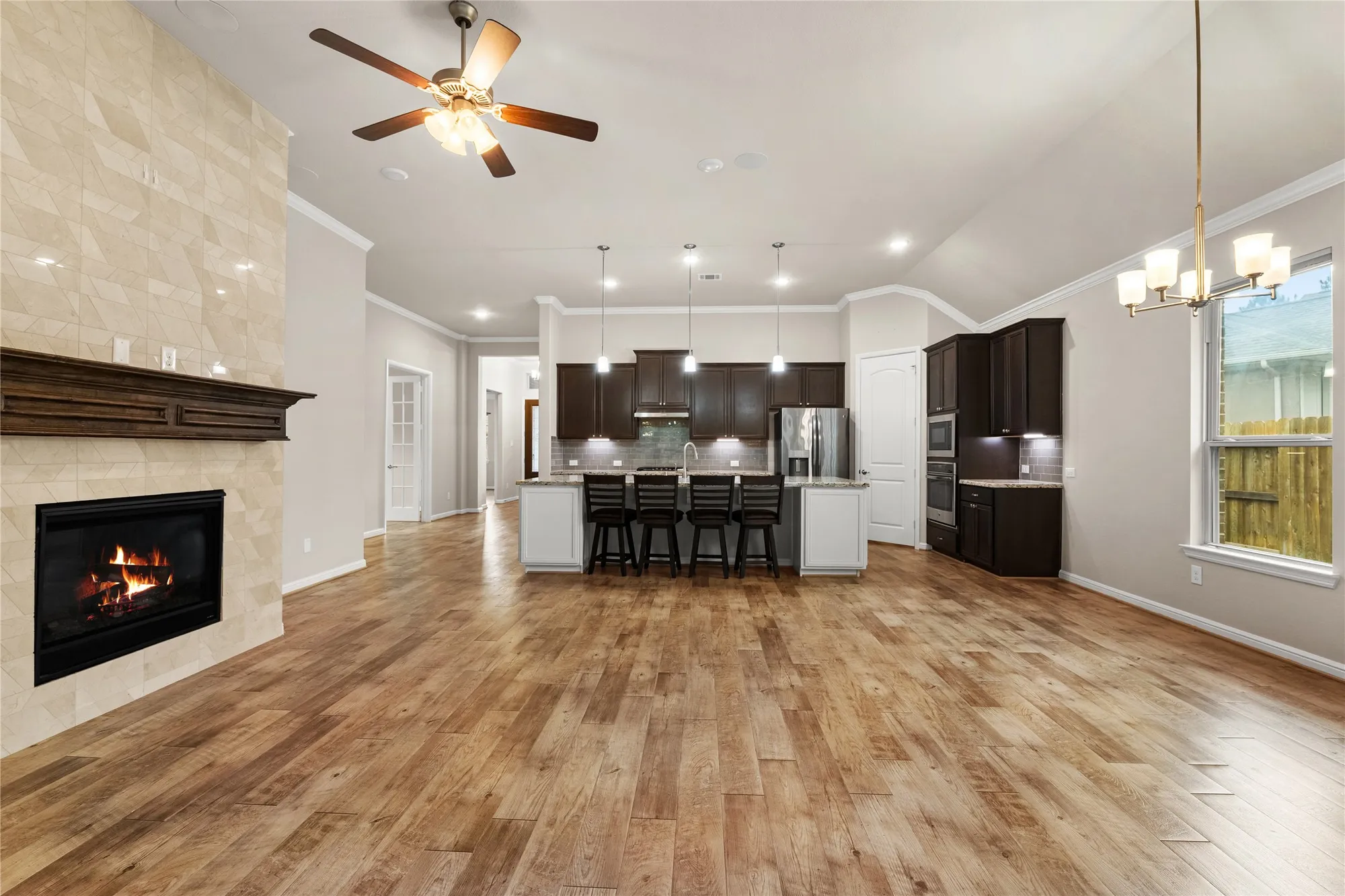 Property Slideshow image 11 of 34 | 120 crinium lily ct, Montgomery, TX, 77316