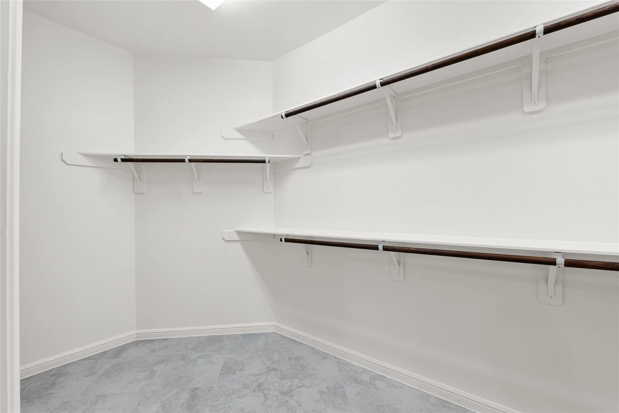 Property Slideshow image 20 of 34 | 120 crinium lily ct, Montgomery, TX, 77316