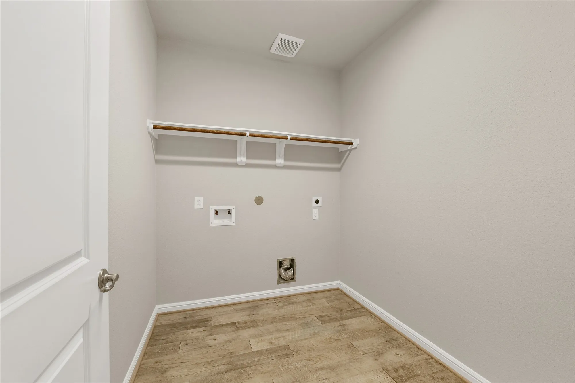 Property Slideshow image 22 of 34 | 120 crinium lily ct, Montgomery, TX, 77316