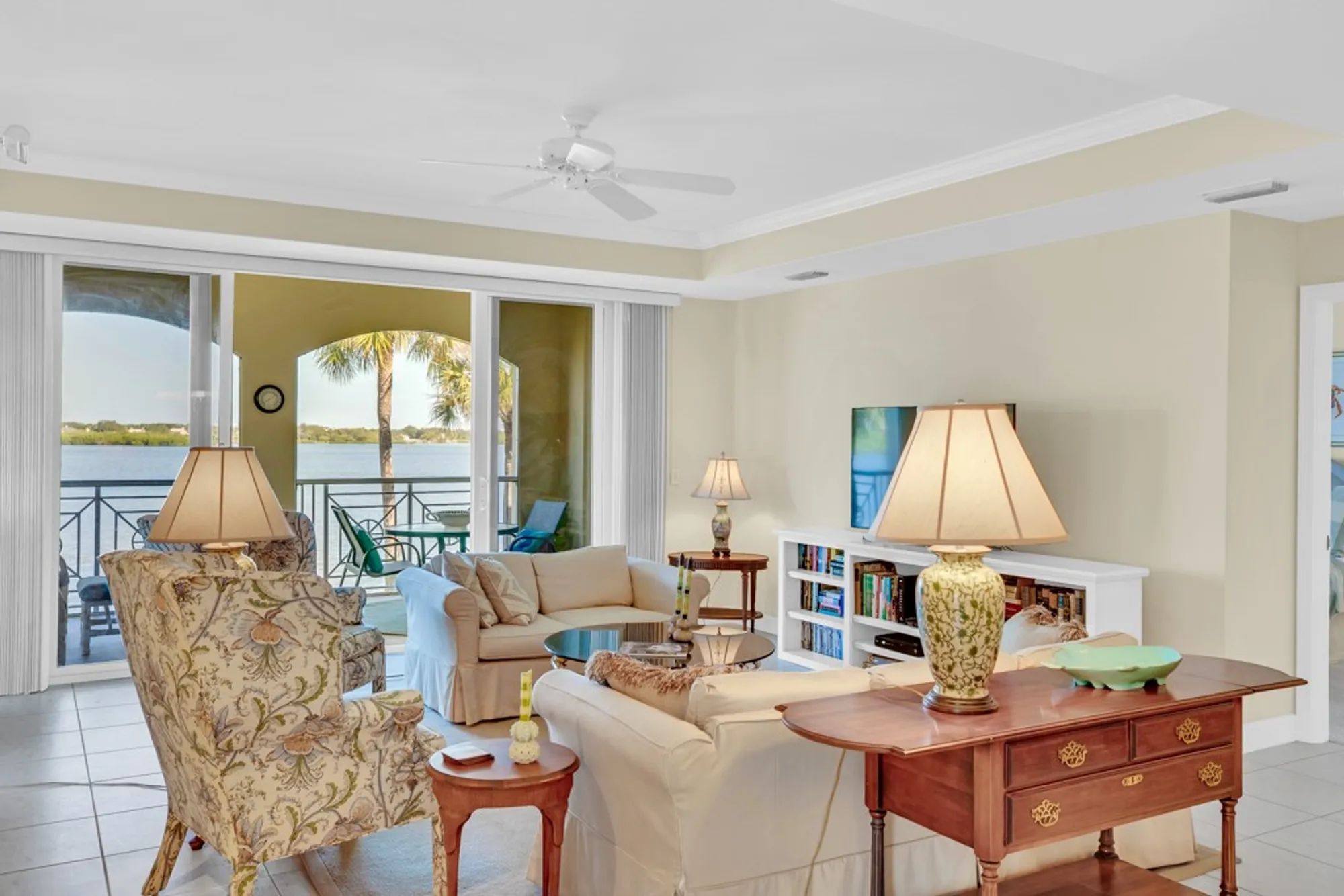 Property Slideshow image 13 of 36 | 5360 e harbor village dr 201, Vero Beach, FL, 32967