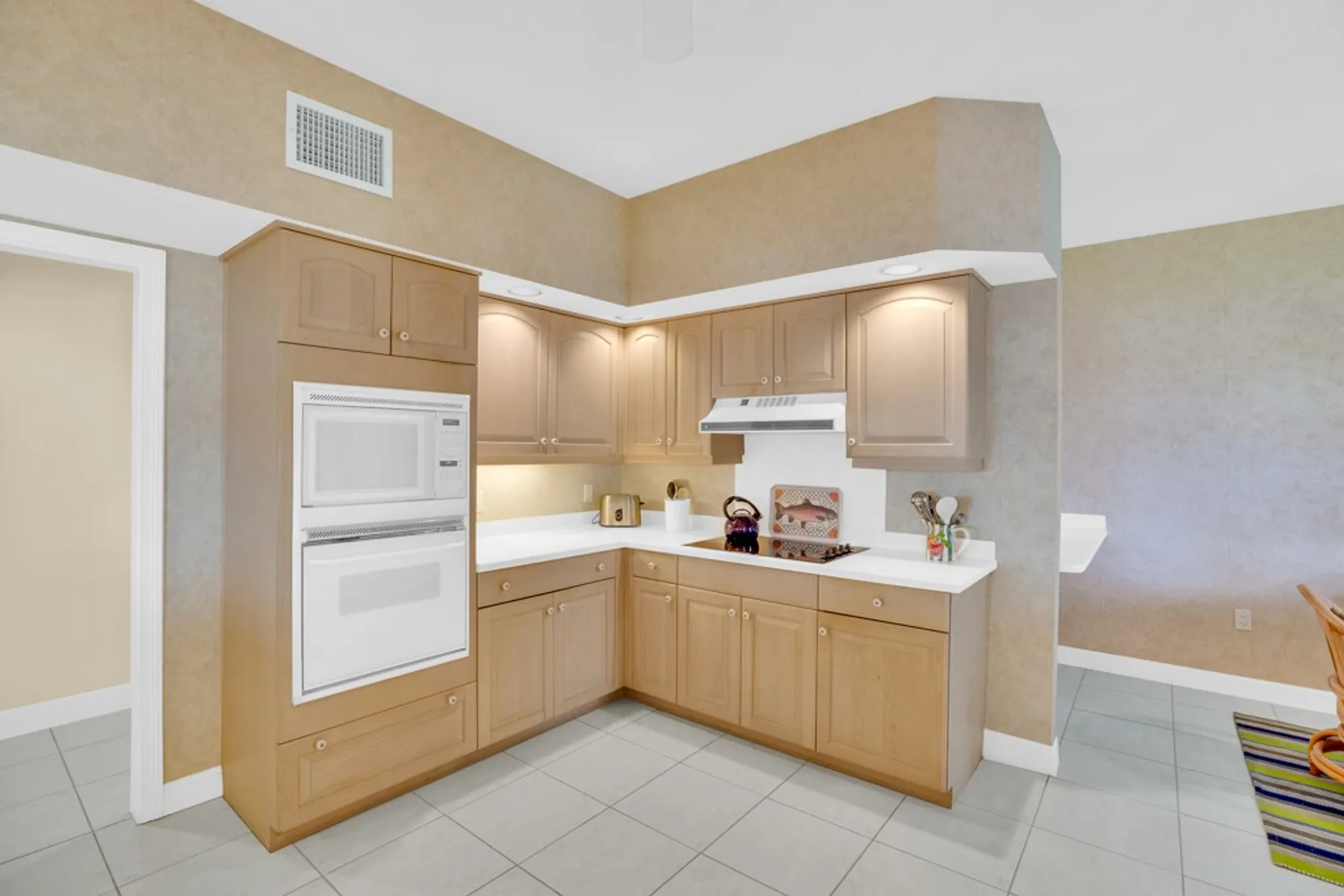 Property Slideshow image 26 of 36 | 5360 e harbor village dr 201, Vero Beach, FL, 32967