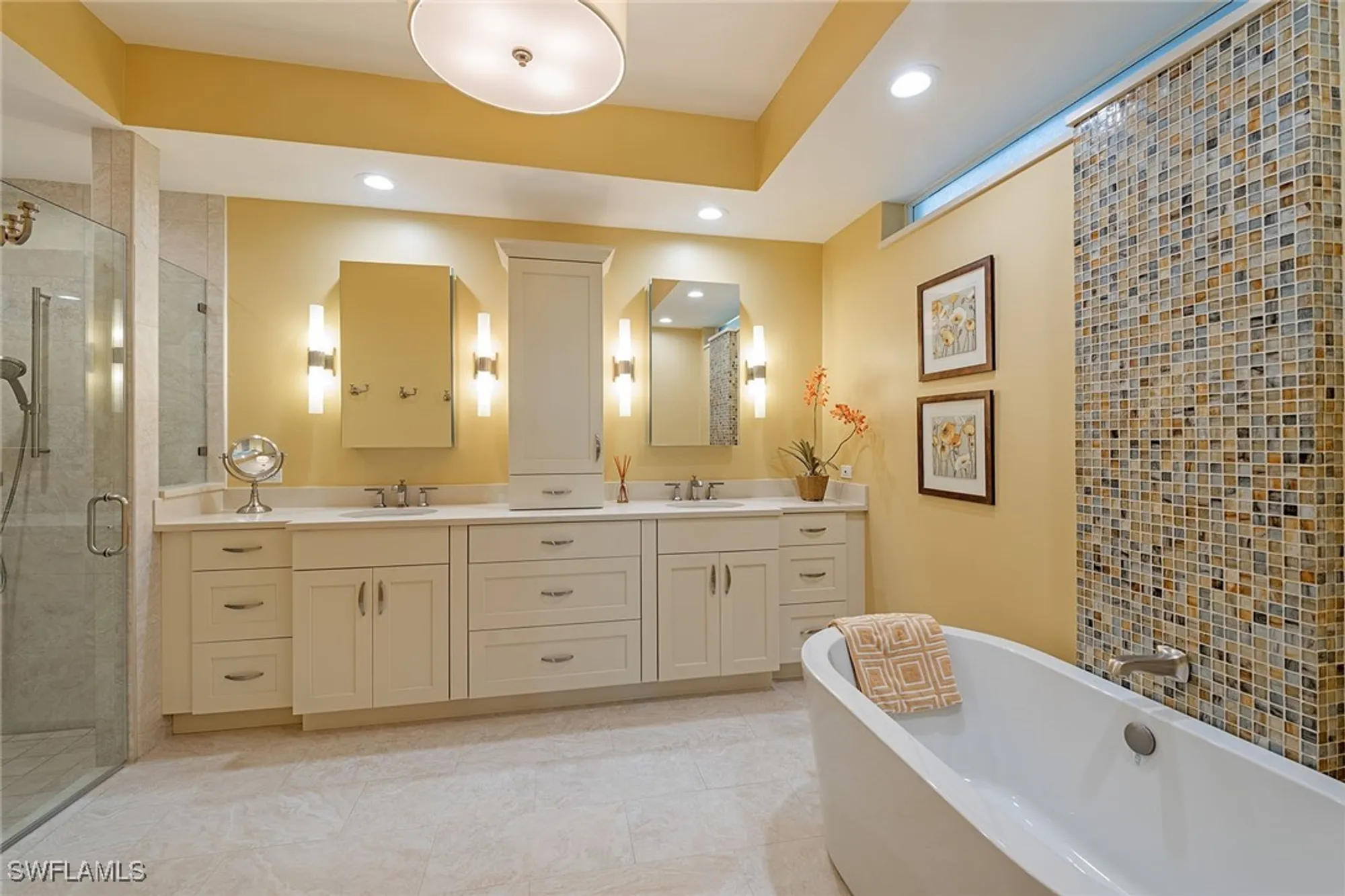 Property Slideshow image 10 of 22 | 7849 cocobay dr # 1, Naples, FL, 34108