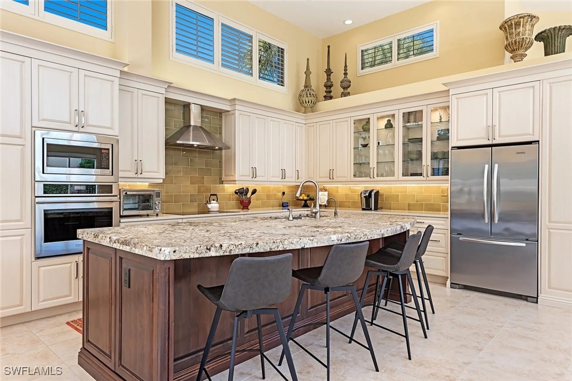 Property Slideshow image 5 of 22 | 7849 cocobay dr # 1, Naples, FL, 34108