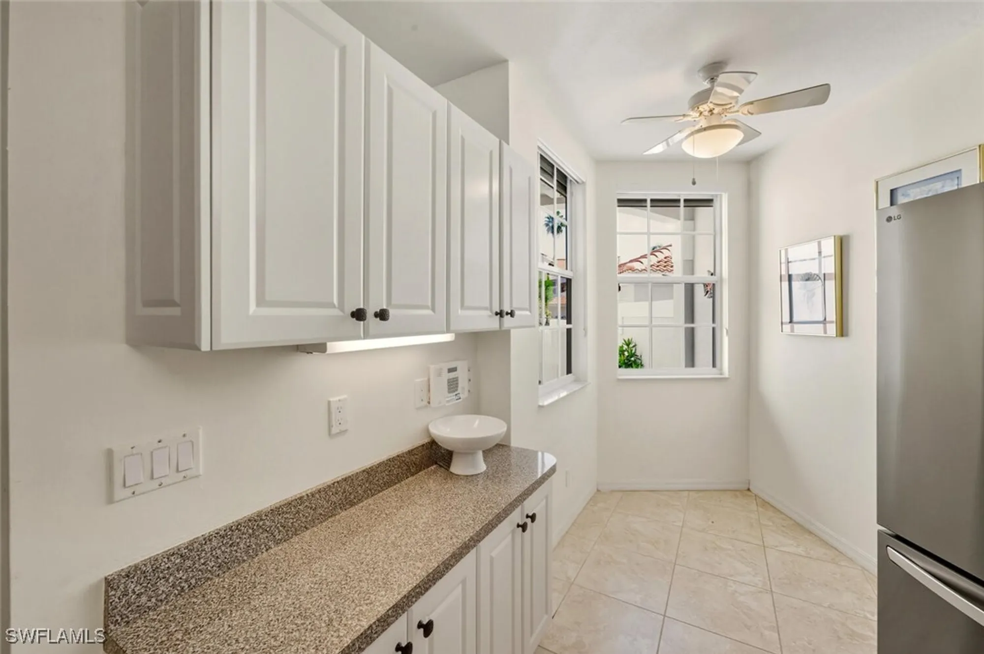 Property Slideshow image 11 of 37 | 8410 excalibur cir a7, Naples, FL, 34108