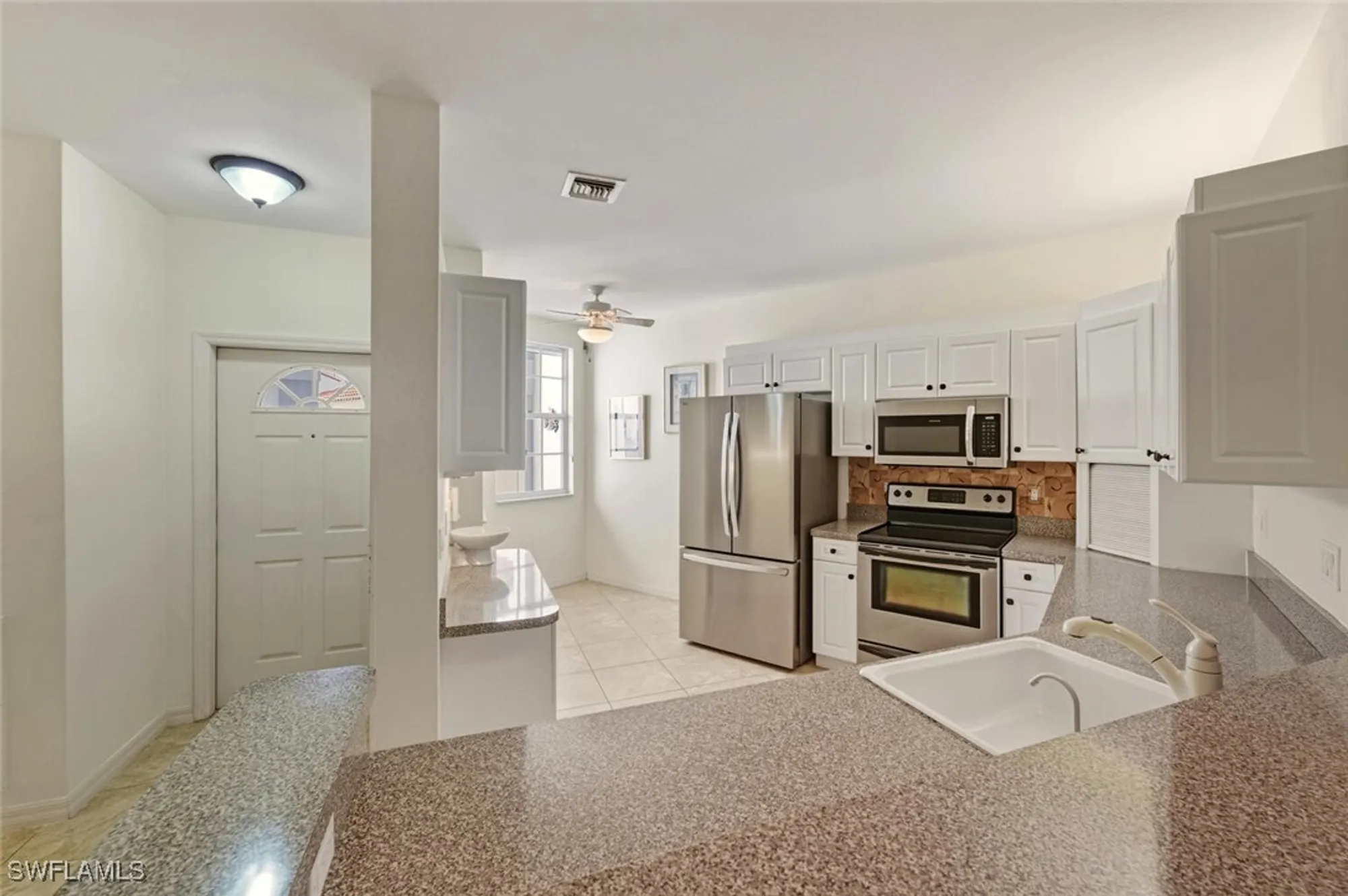 Property Slideshow image 13 of 37 | 8410 excalibur cir a7, Naples, FL, 34108