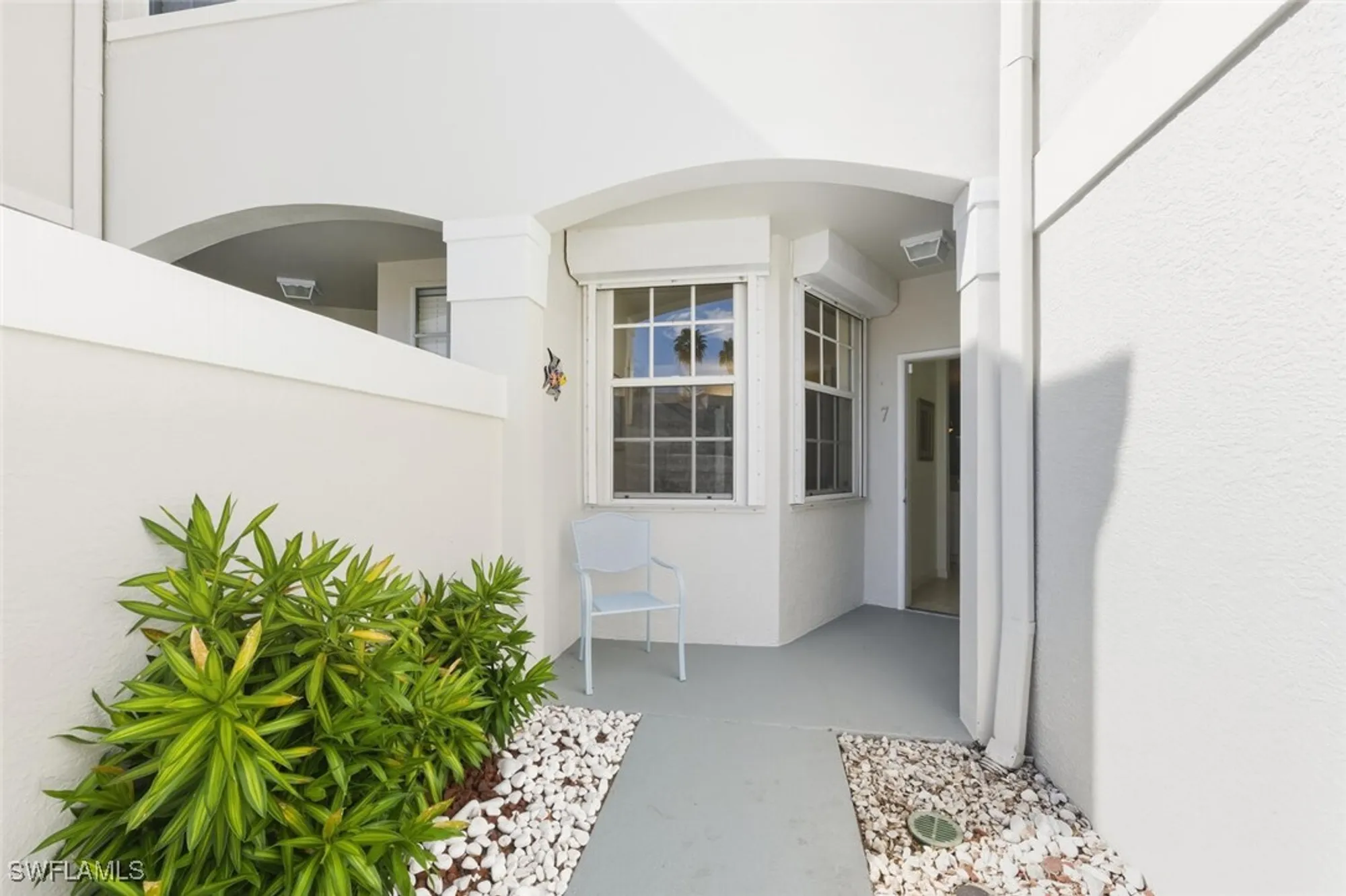 Property Slideshow image 4 of 37 | 8410 excalibur cir a7, Naples, FL, 34108