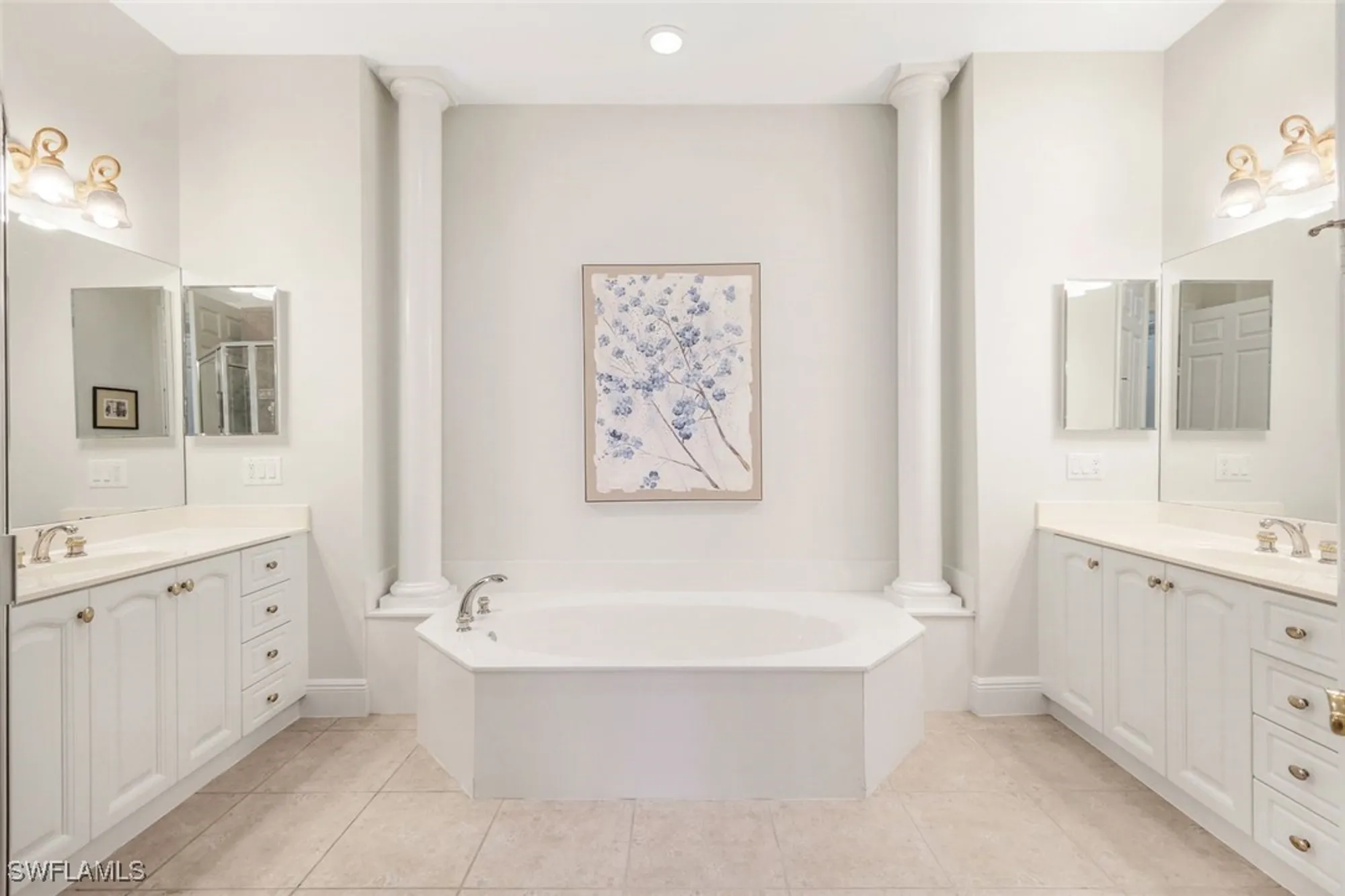 Property Slideshow image 28 of 49 | 3715 montreux ln 204, Naples, FL, 34114