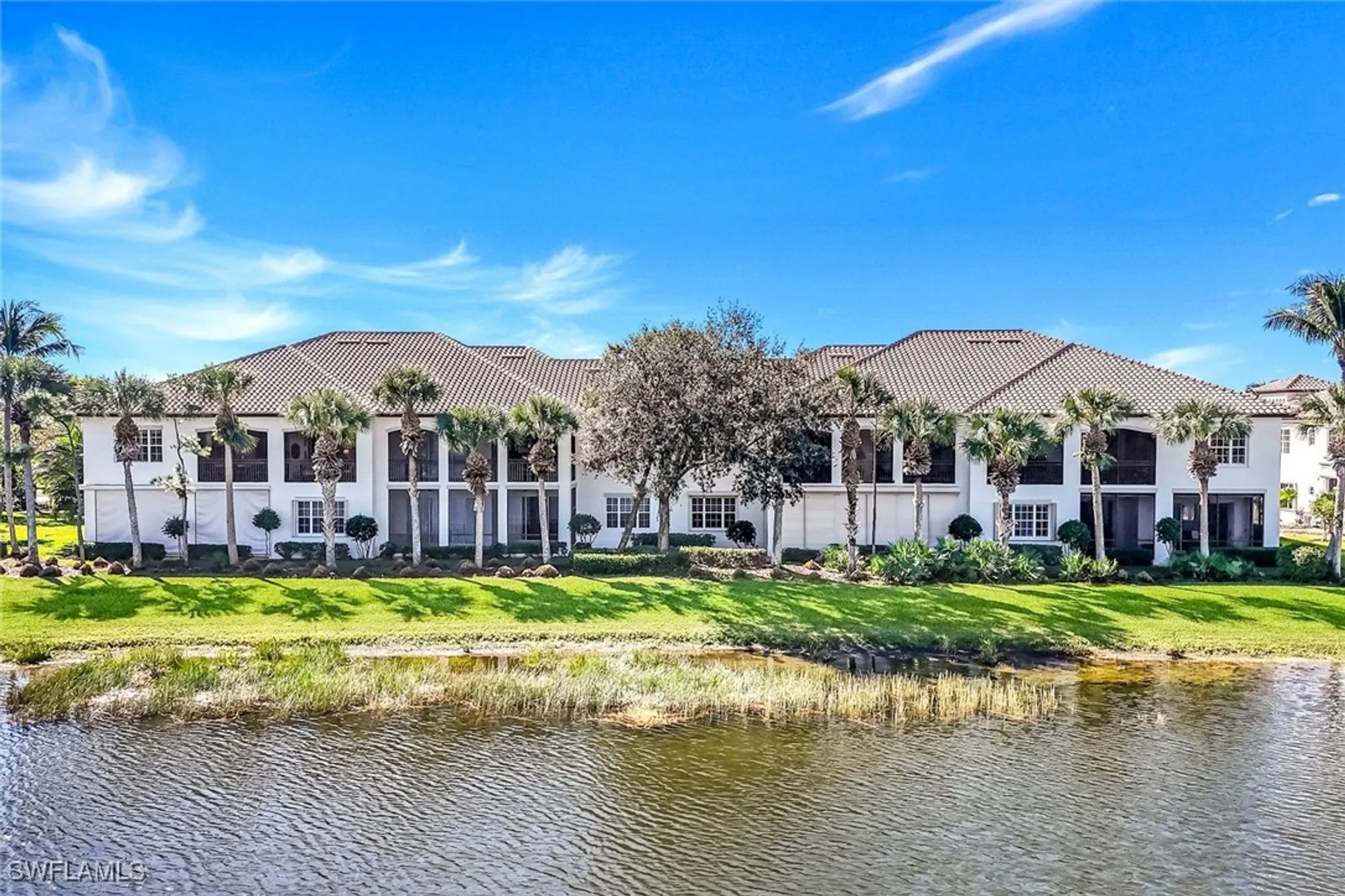 Property Slideshow image 2 of 49 | 3715 montreux ln 204, Naples, FL, 34114