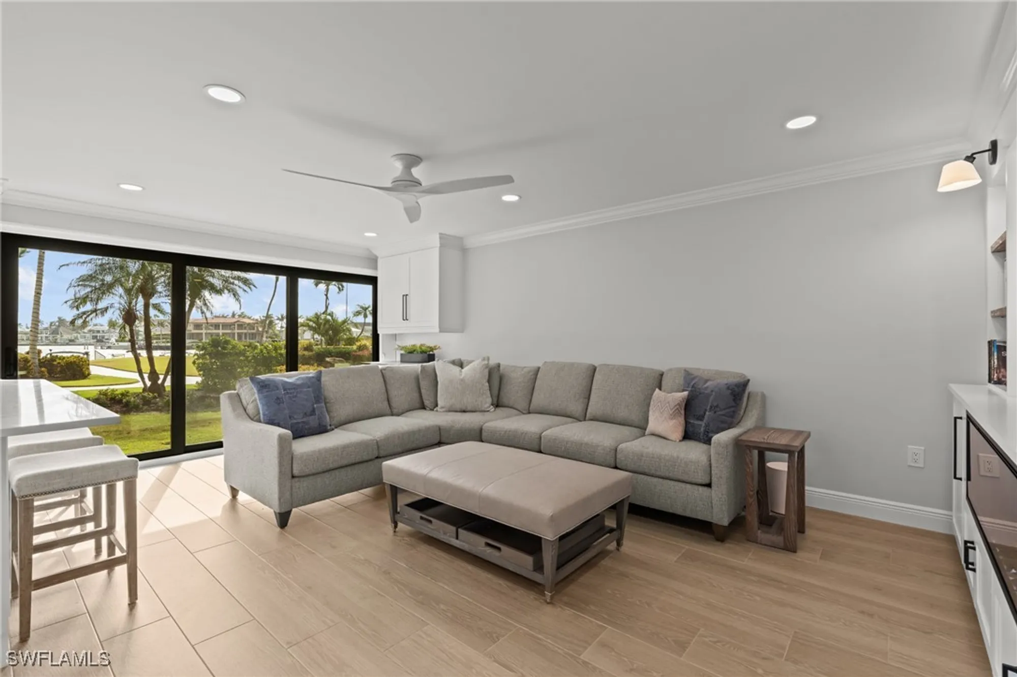 Property Slideshow image 14 of 30 | 3200 gulf shore blvd n apt 106, Naples, FL, 34103