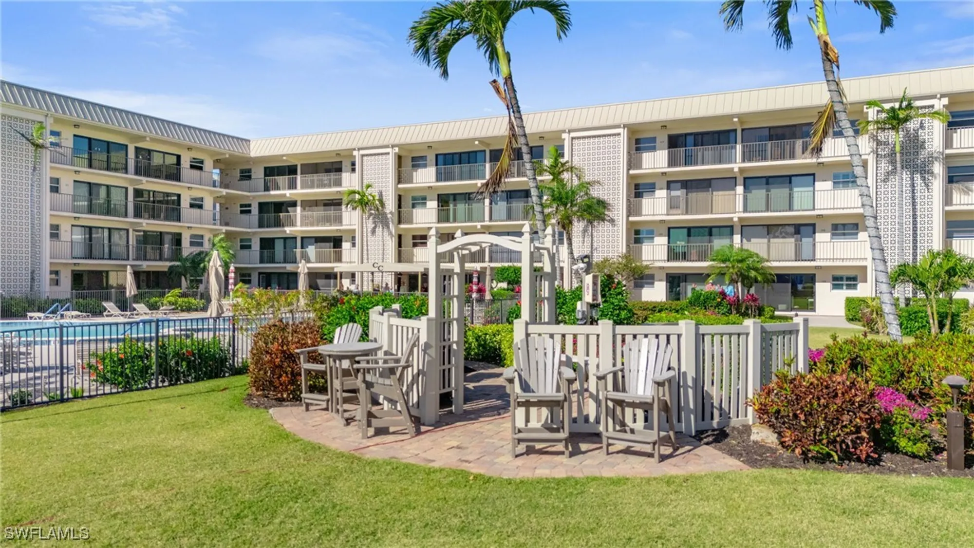 Property Slideshow image 26 of 30 | 3200 gulf shore blvd n apt 106, Naples, FL, 34103