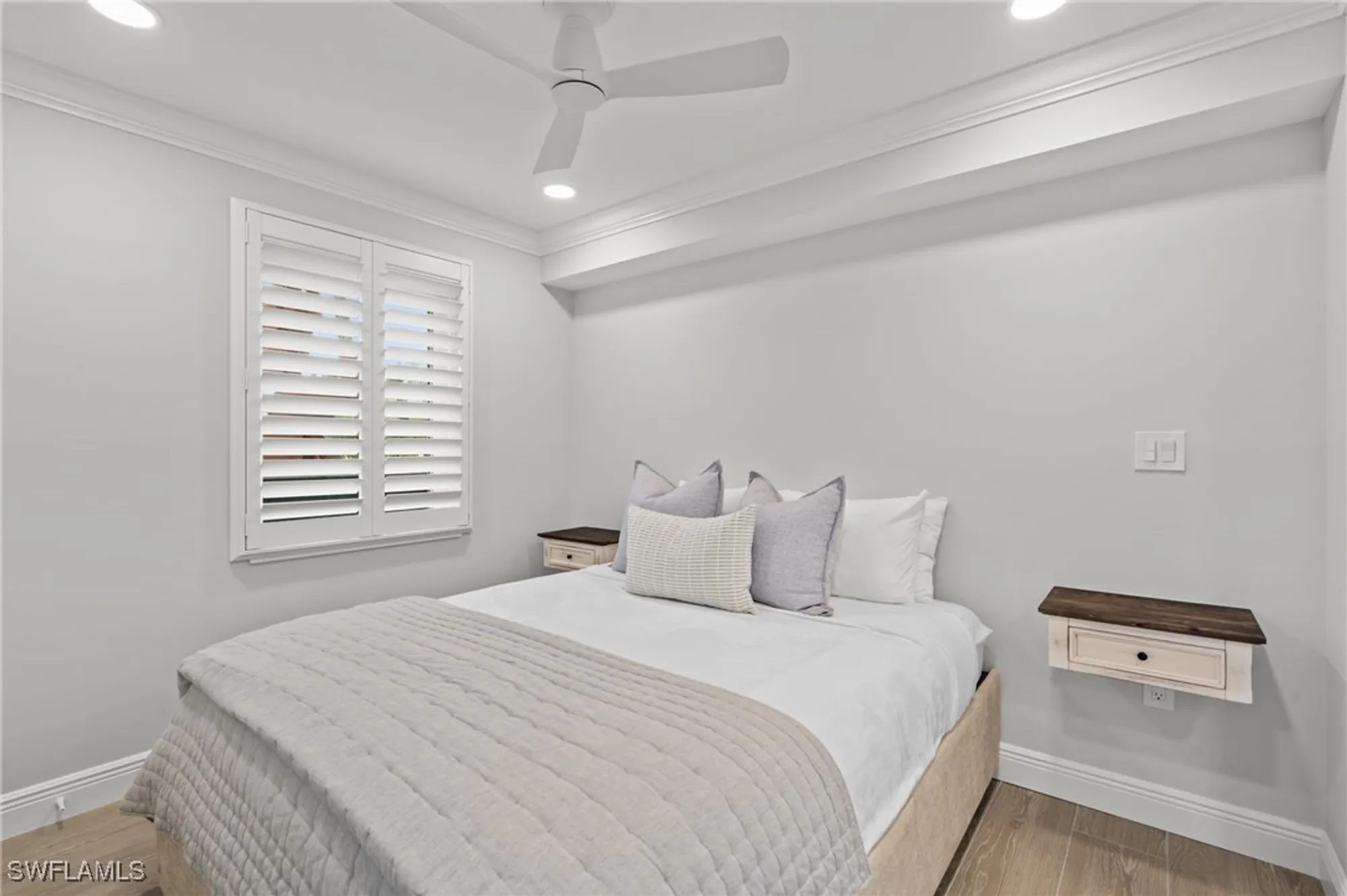 Property Slideshow image 21 of 30 | 3200 gulf shore blvd n apt 106, Naples, FL, 34103