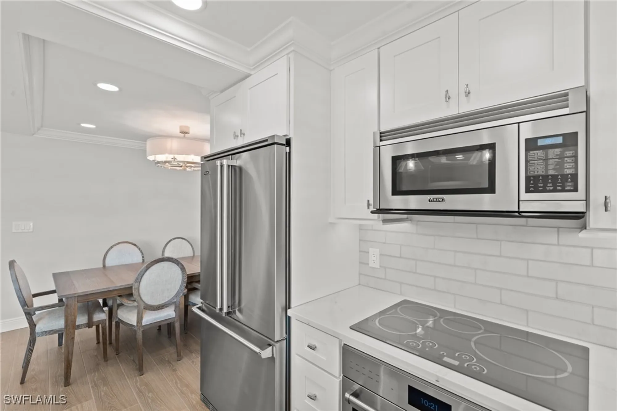 Property Slideshow image 6 of 30 | 3200 gulf shore blvd n apt 106, Naples, FL, 34103