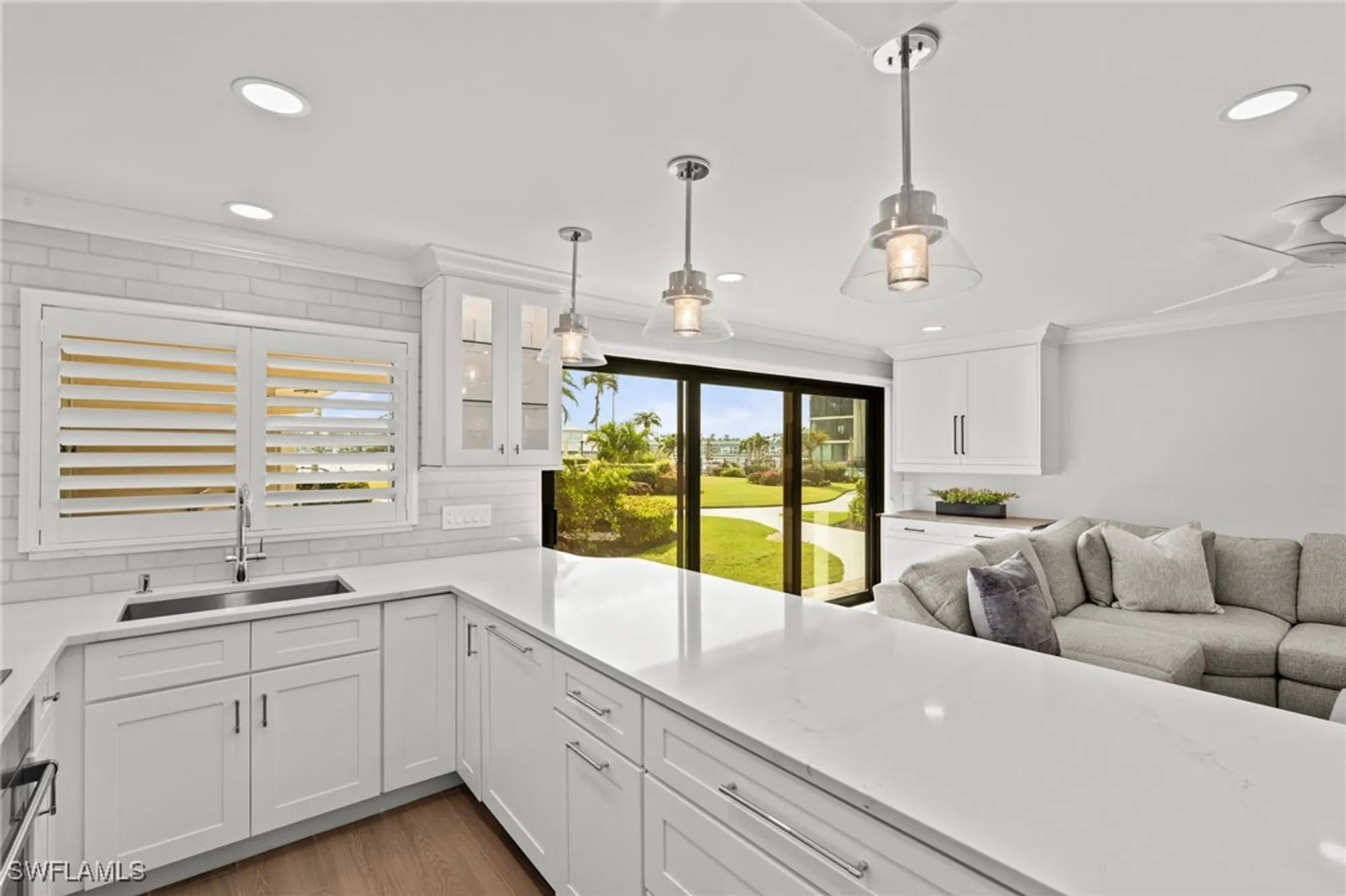 Property Slideshow image 7 of 30 | 3200 gulf shore blvd n apt 106, Naples, FL, 34103