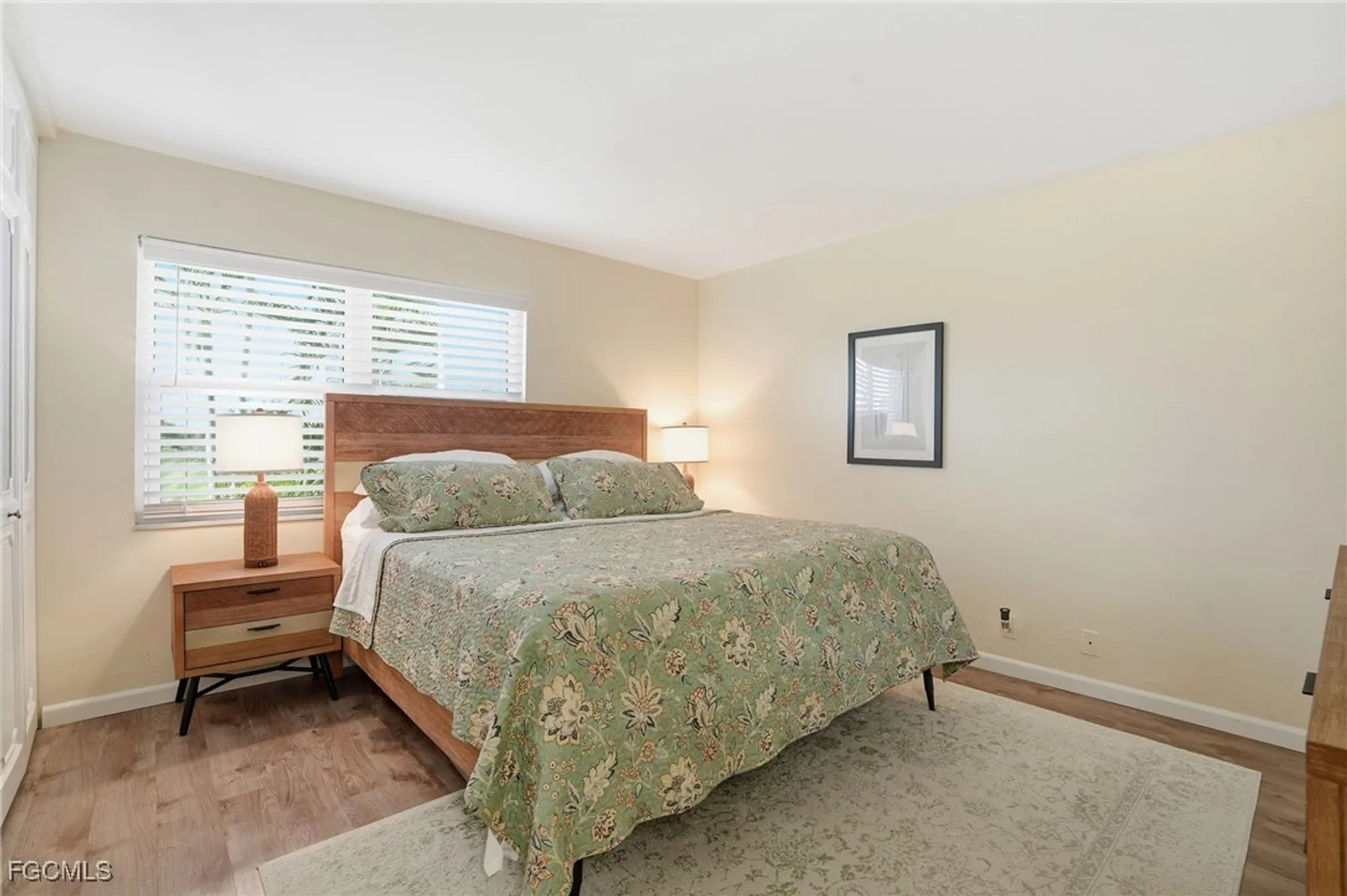 Property Slideshow image 14 of 36 | 1724 pine valley dr 213, Fort Myers, FL, 33907