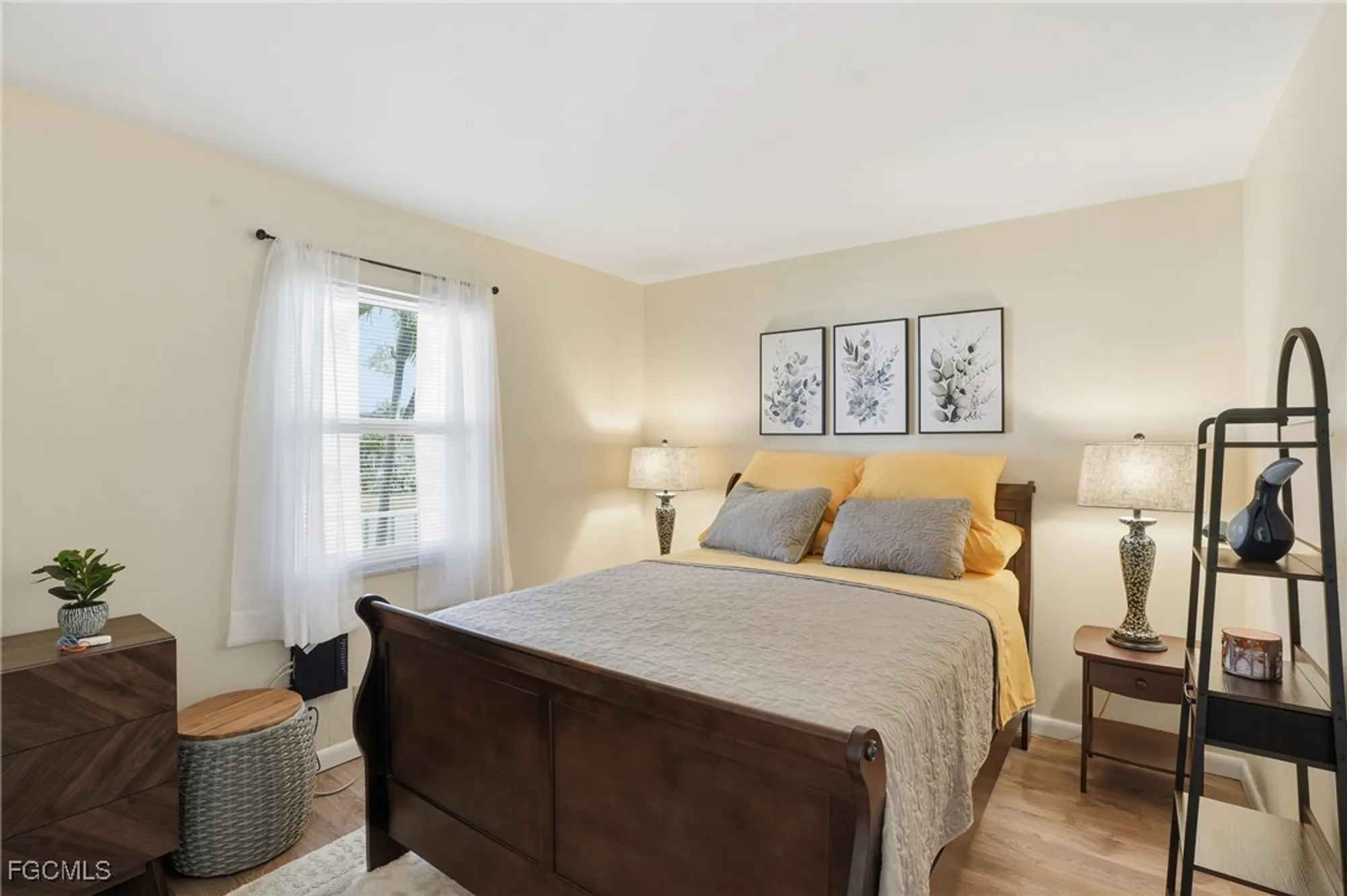 Property Slideshow image 17 of 36 | 1724 pine valley dr 213, Fort Myers, FL, 33907