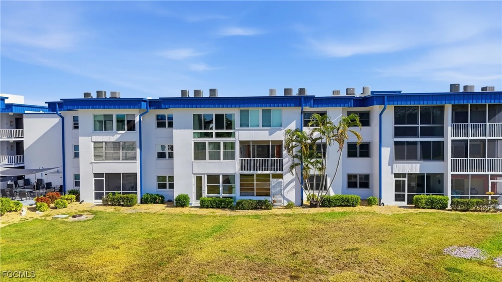 Property Slideshow image 32 of 36 | 1724 pine valley dr 213, Fort Myers, FL, 33907