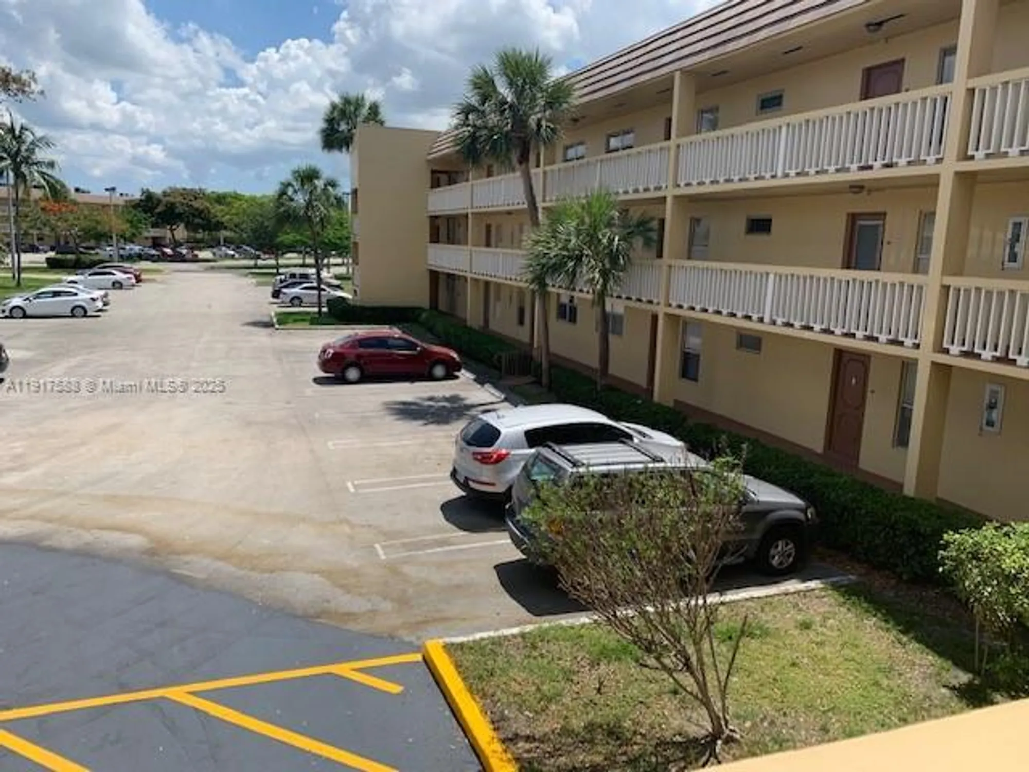 Property Slideshow image 15 of 16 | 6021 nw 61st ave apt 208, Tamarac, FL, 33319