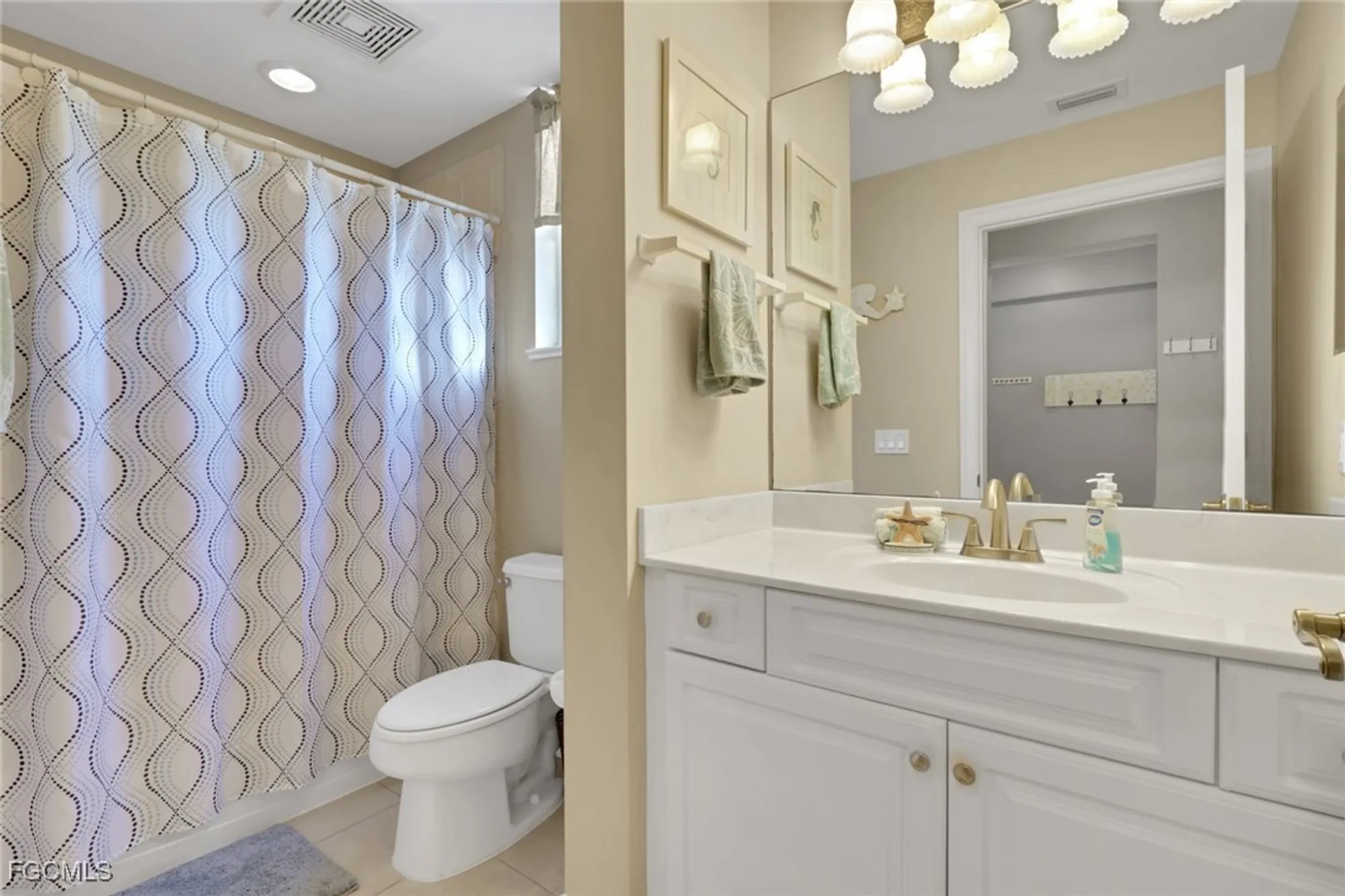 Property Slideshow image 21 of 44 | 10520 amiata way apt 101, Fort Myers, FL, 33913